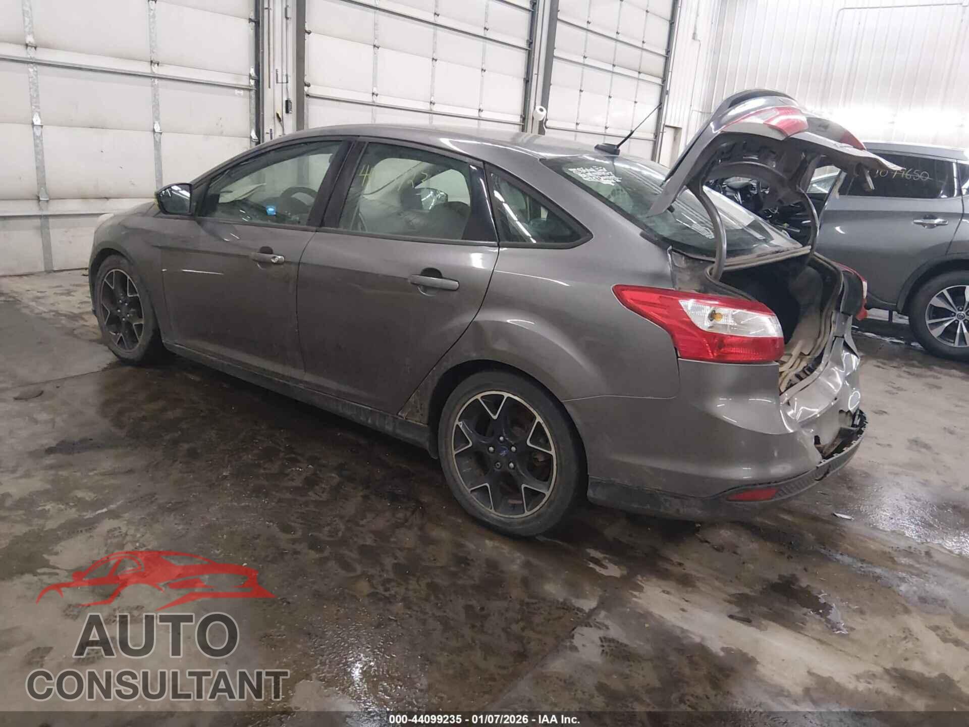 FORD FOCUS 2014 - 1FADP3F27EL382000