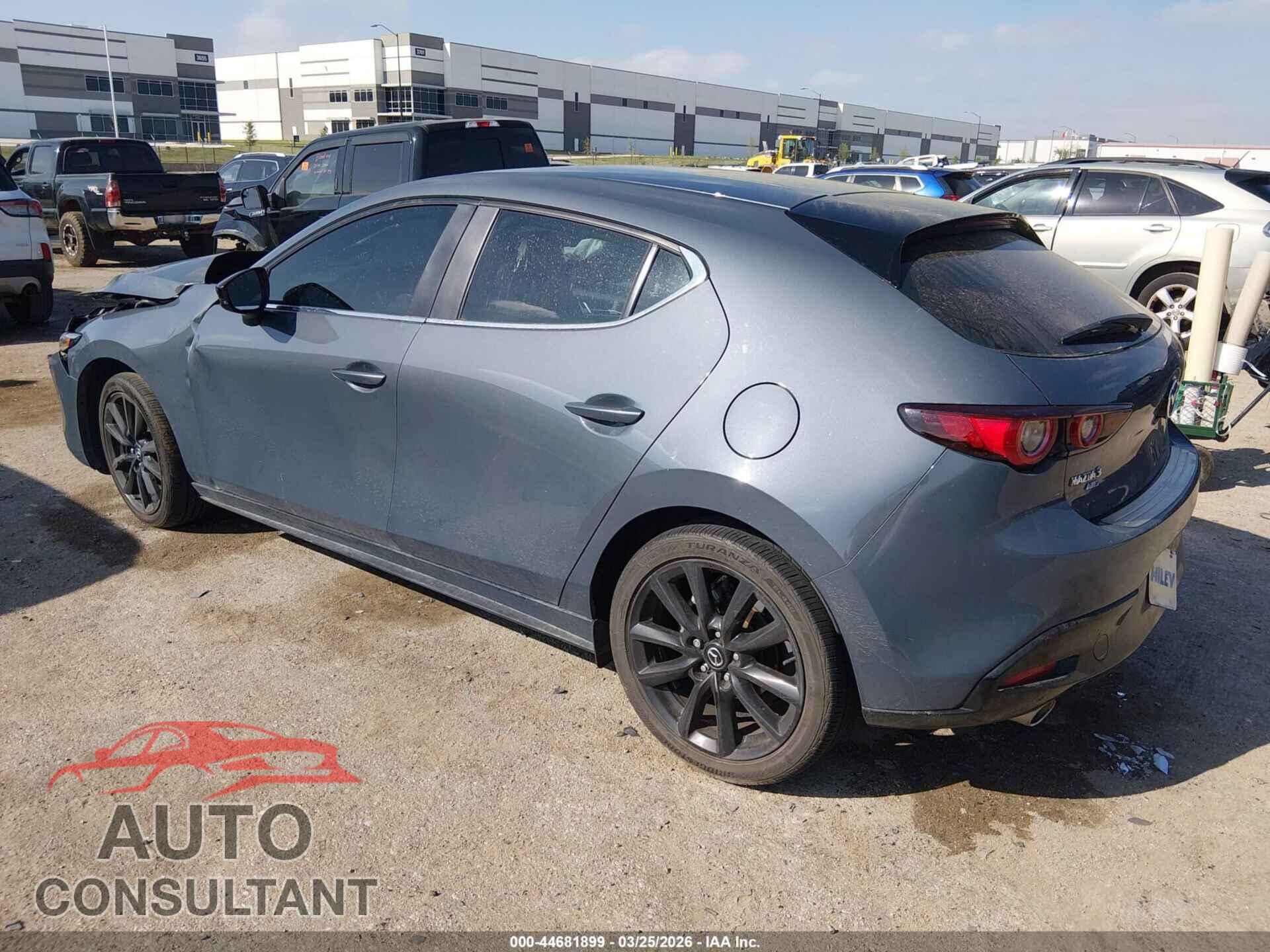MAZDA MAZDA3 2023 - JM1BPBLM6P1619074