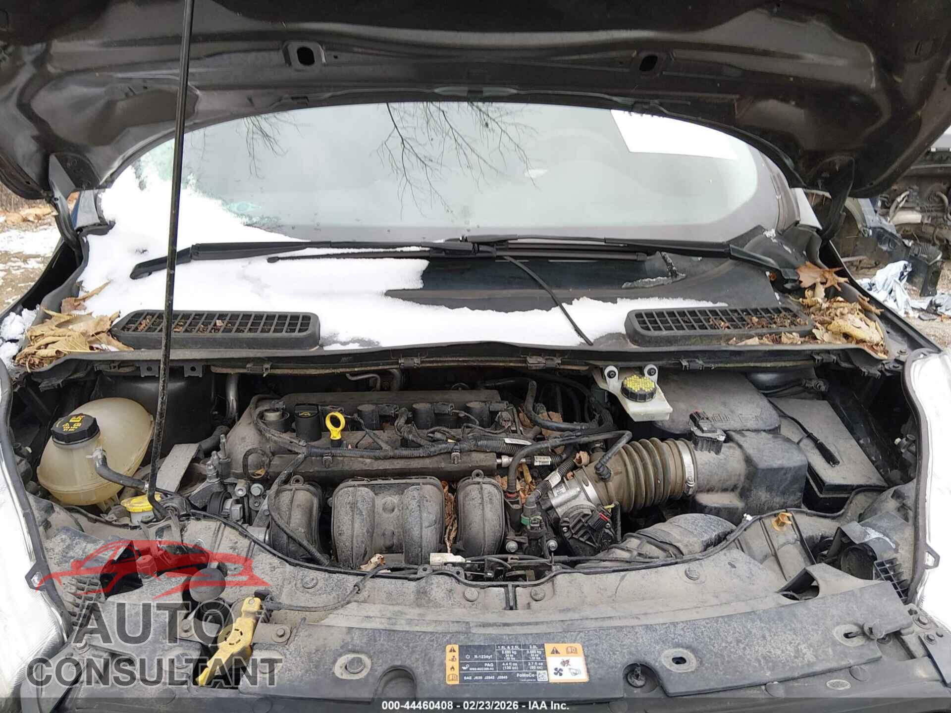 FORD ESCAPE 2017 - 1FMCU0F77HUF04809