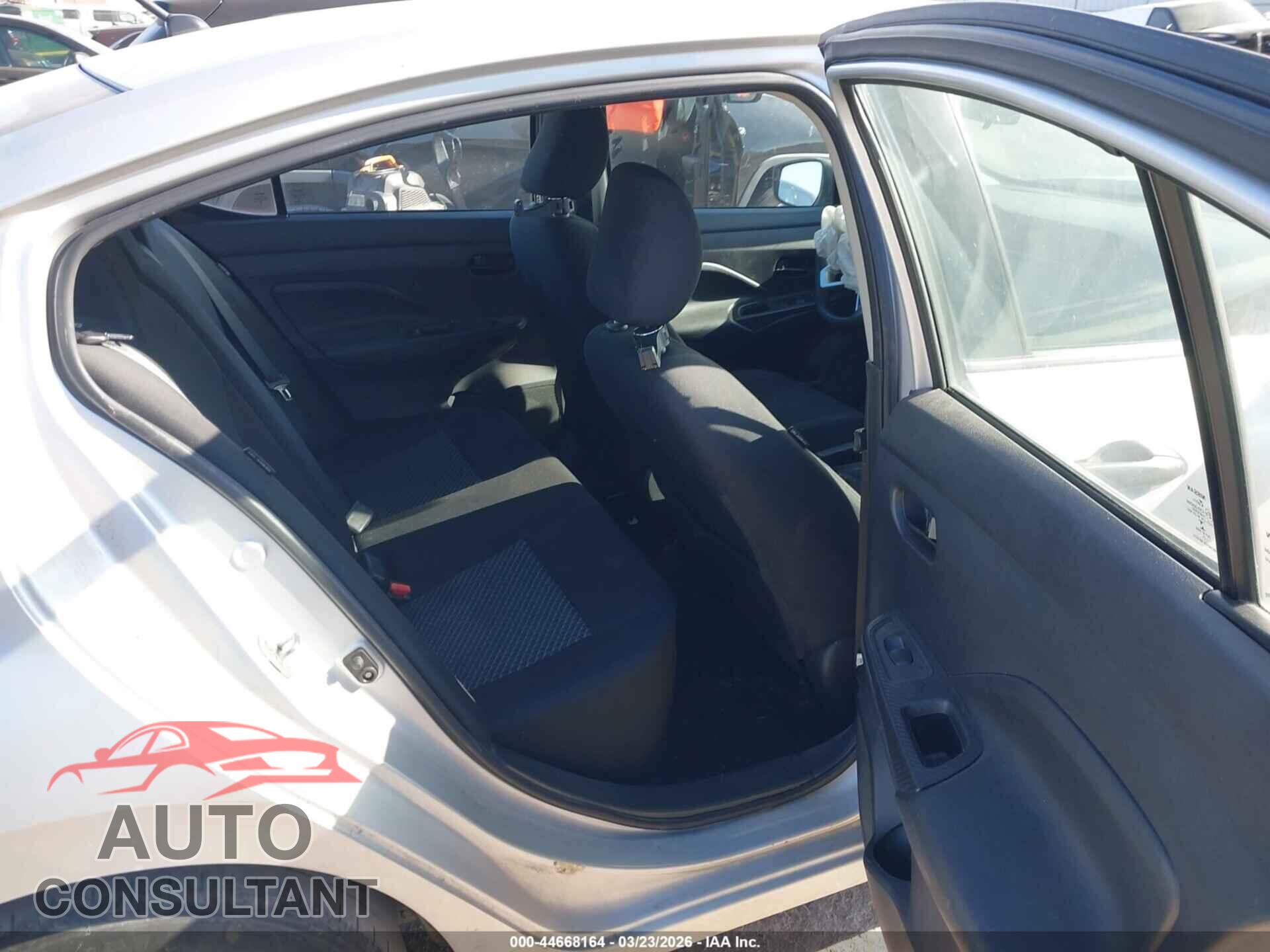 NISSAN VERSA 2021 - 3N1CN8DV6ML856417
