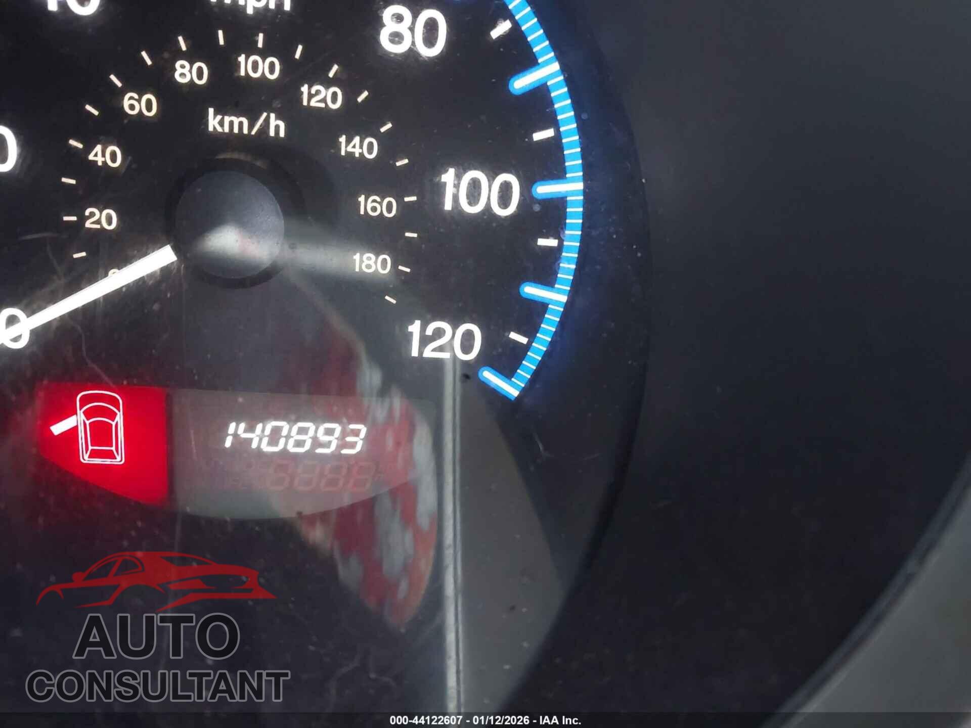 HONDA ELEMENT 2011 - 5J6YH2H37BL000577