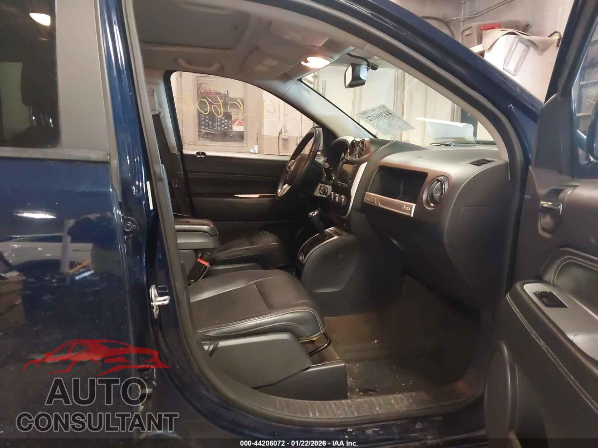 JEEP COMPASS 2017 - 1C4NJDEB1HD126909