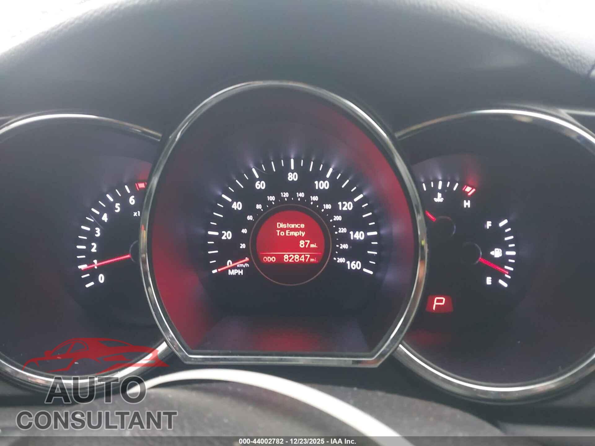 KIA OPTIMA 2011 - KNAGN4A79B5065256