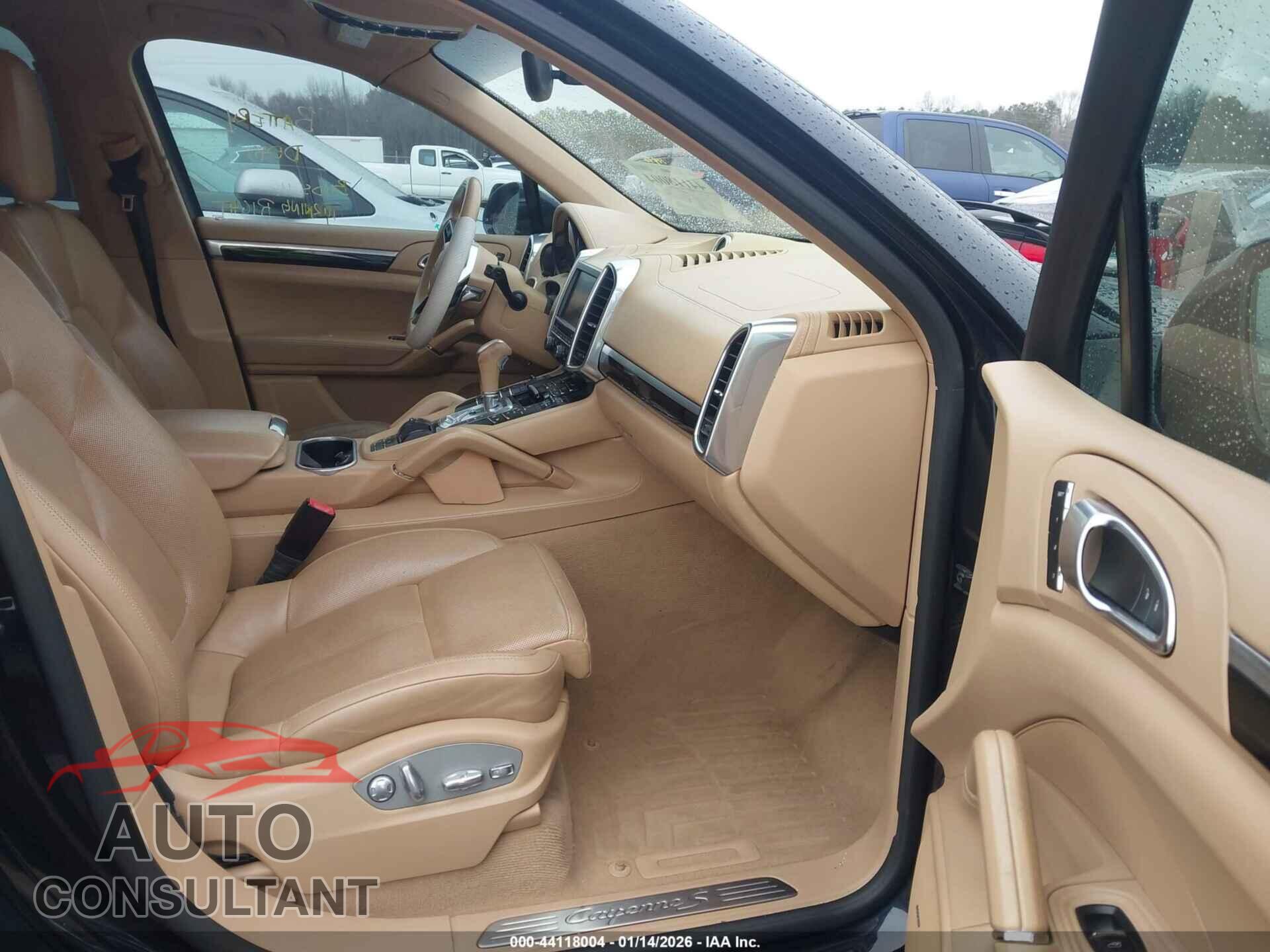PORSCHE CAYENNE 2015 - WP1AB2A26FLA56184