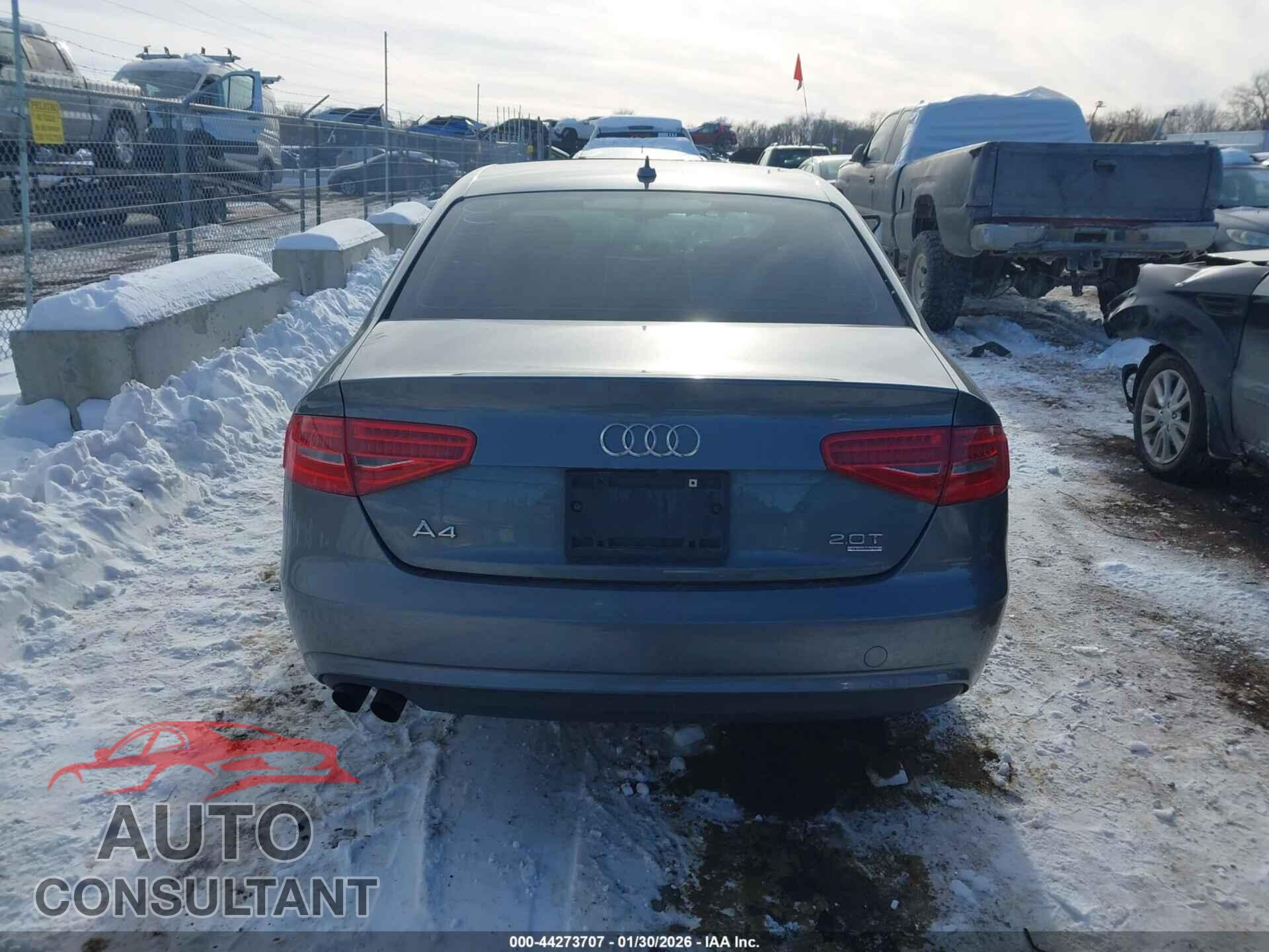 AUDI A4 2013 - WAUFFAFL8DN007719