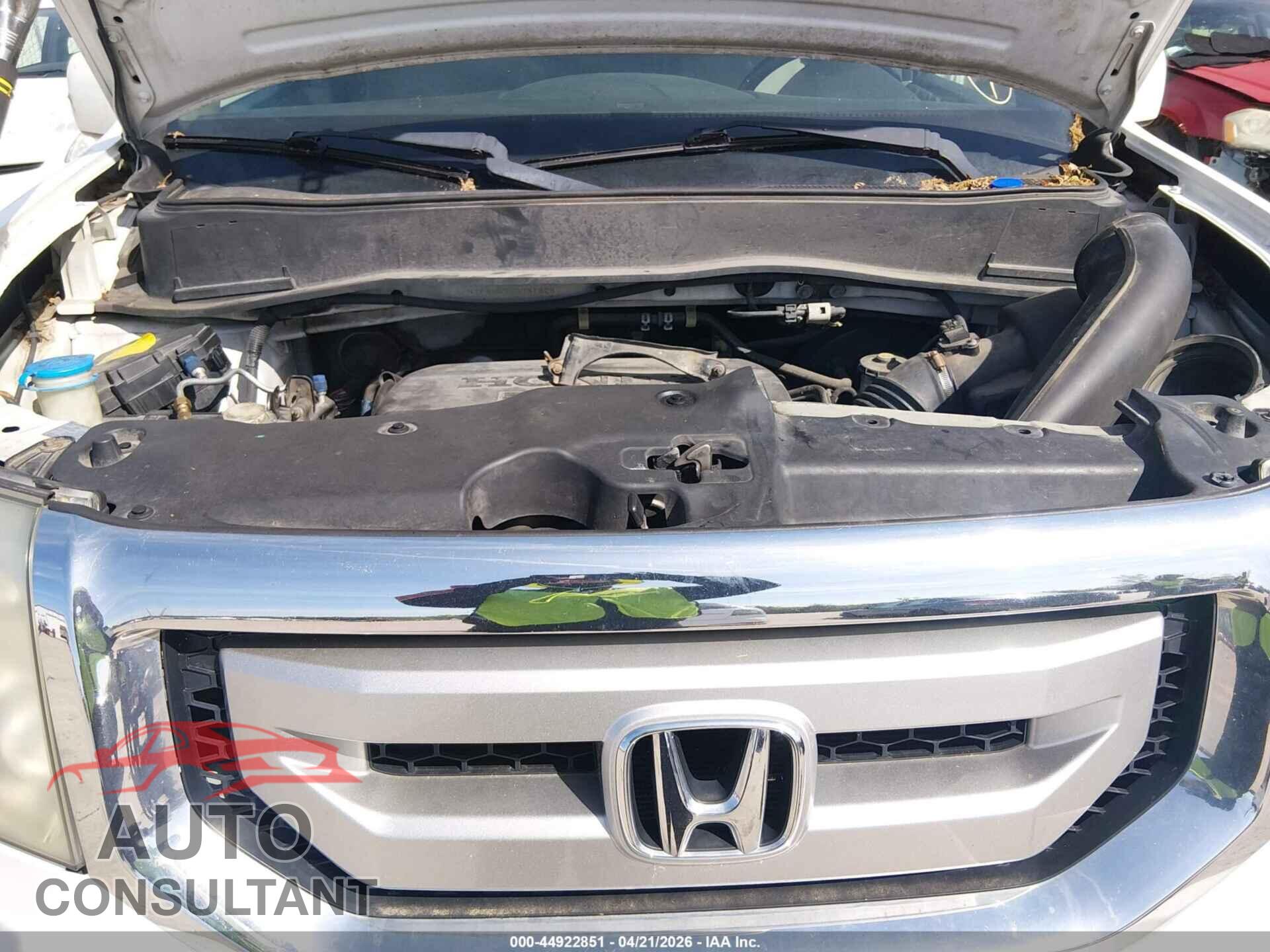 HONDA PILOT 2011 - 5FNYF4H57BB031825