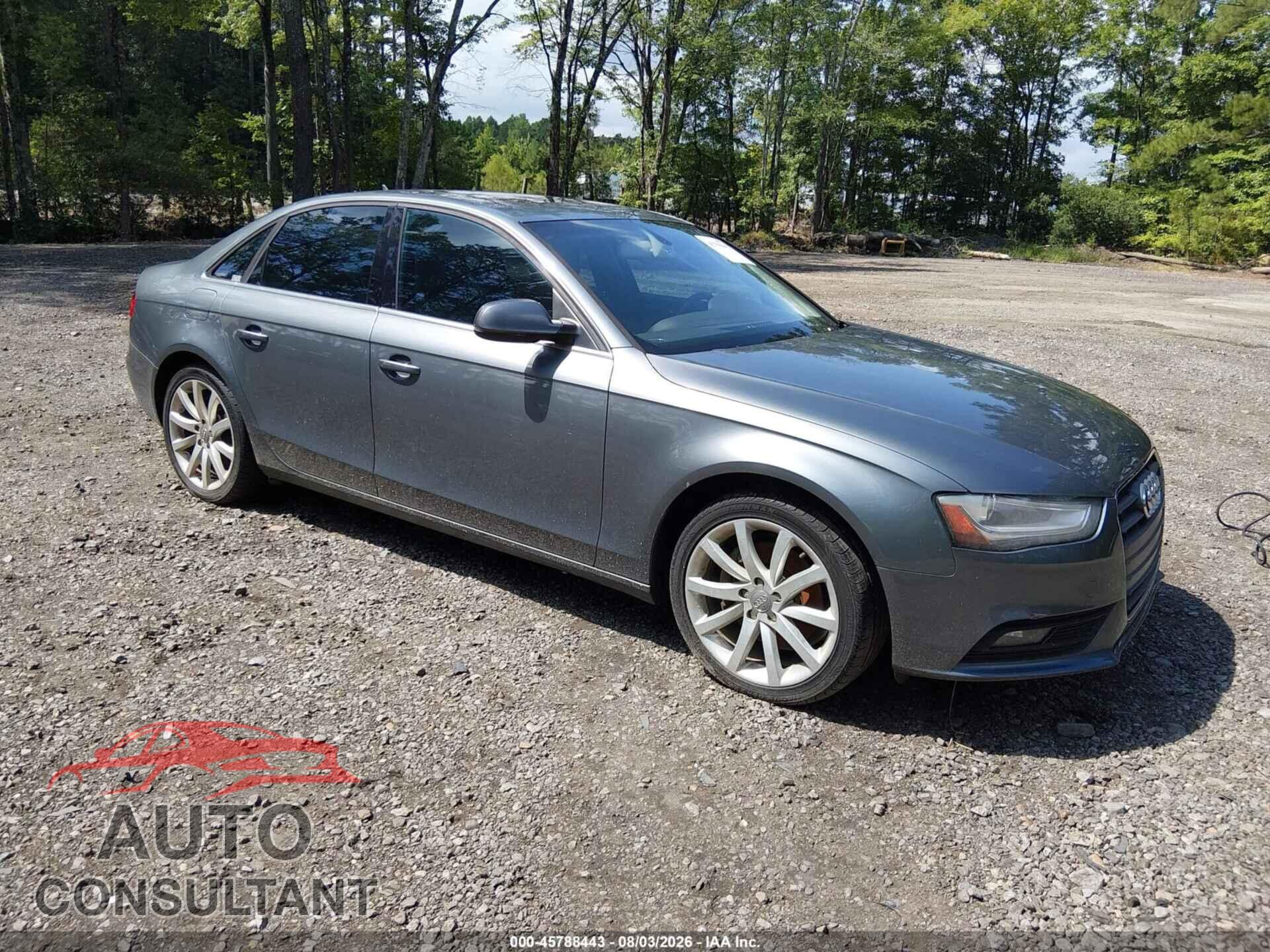AUDI A4 2013 - WAUFFAFL9DN033553