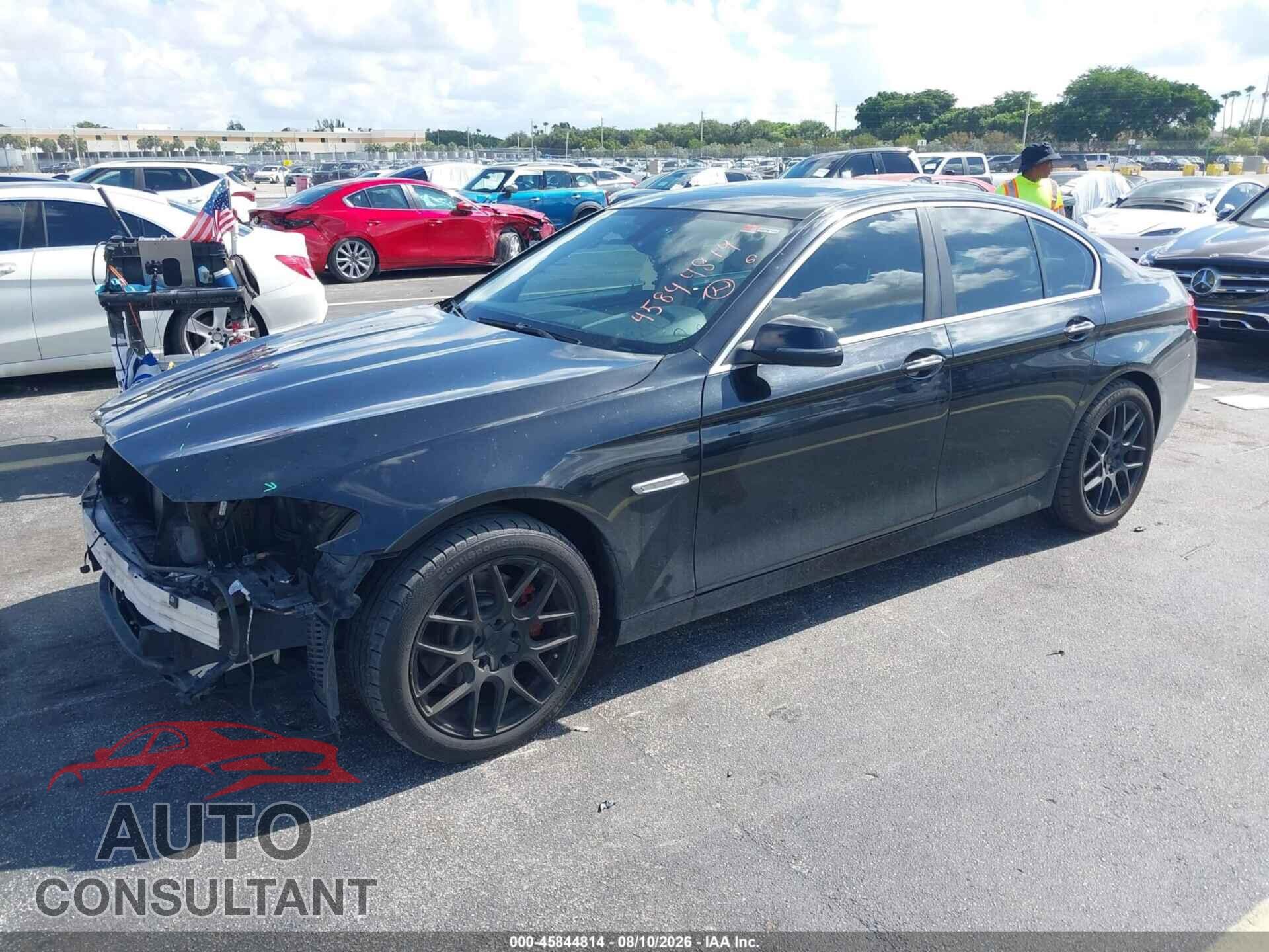 BMW 528I 2015 - WBA5A7C54FD620593