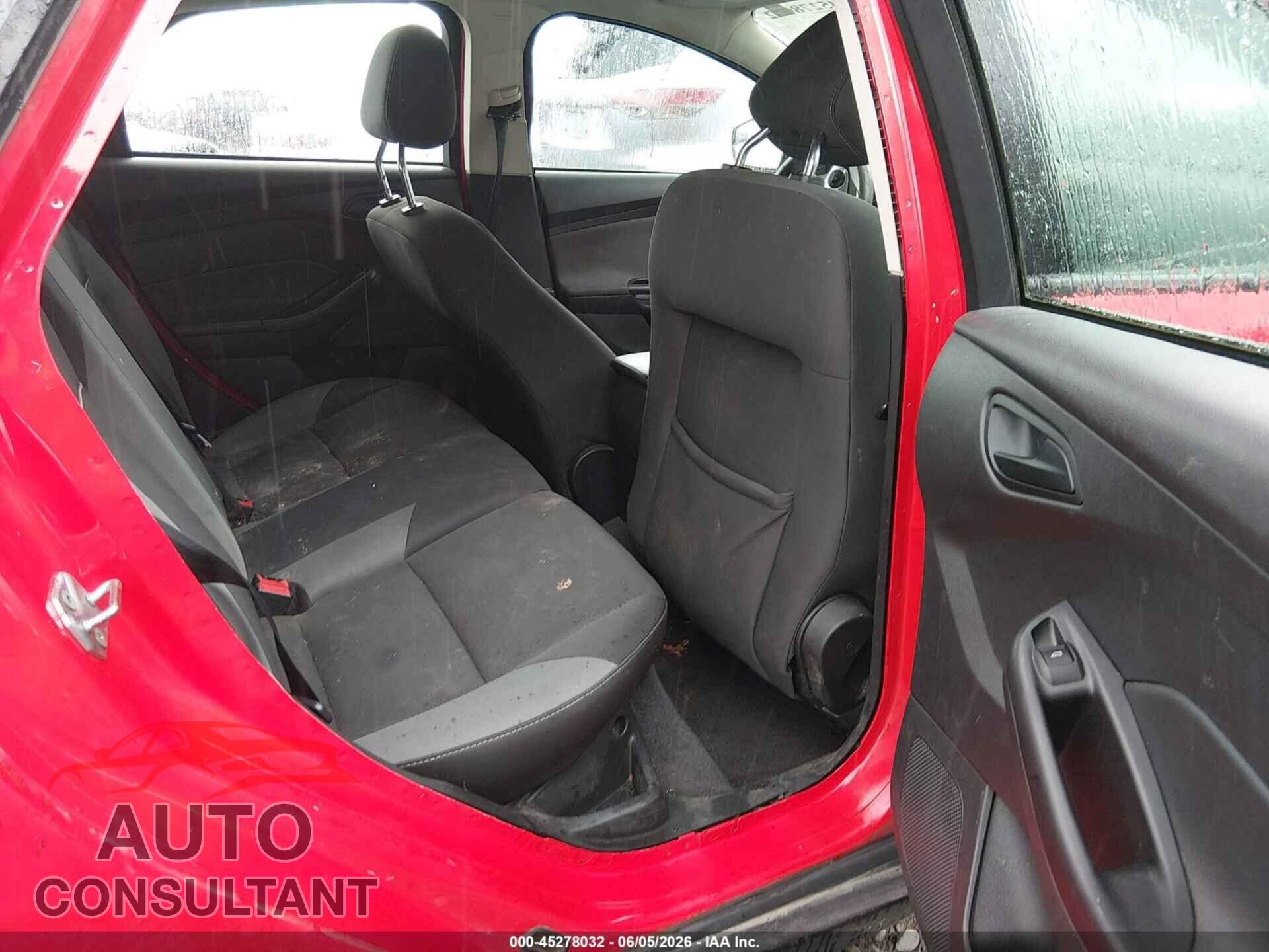 FORD FOCUS 2012 - 1FAHP3K20CL176201