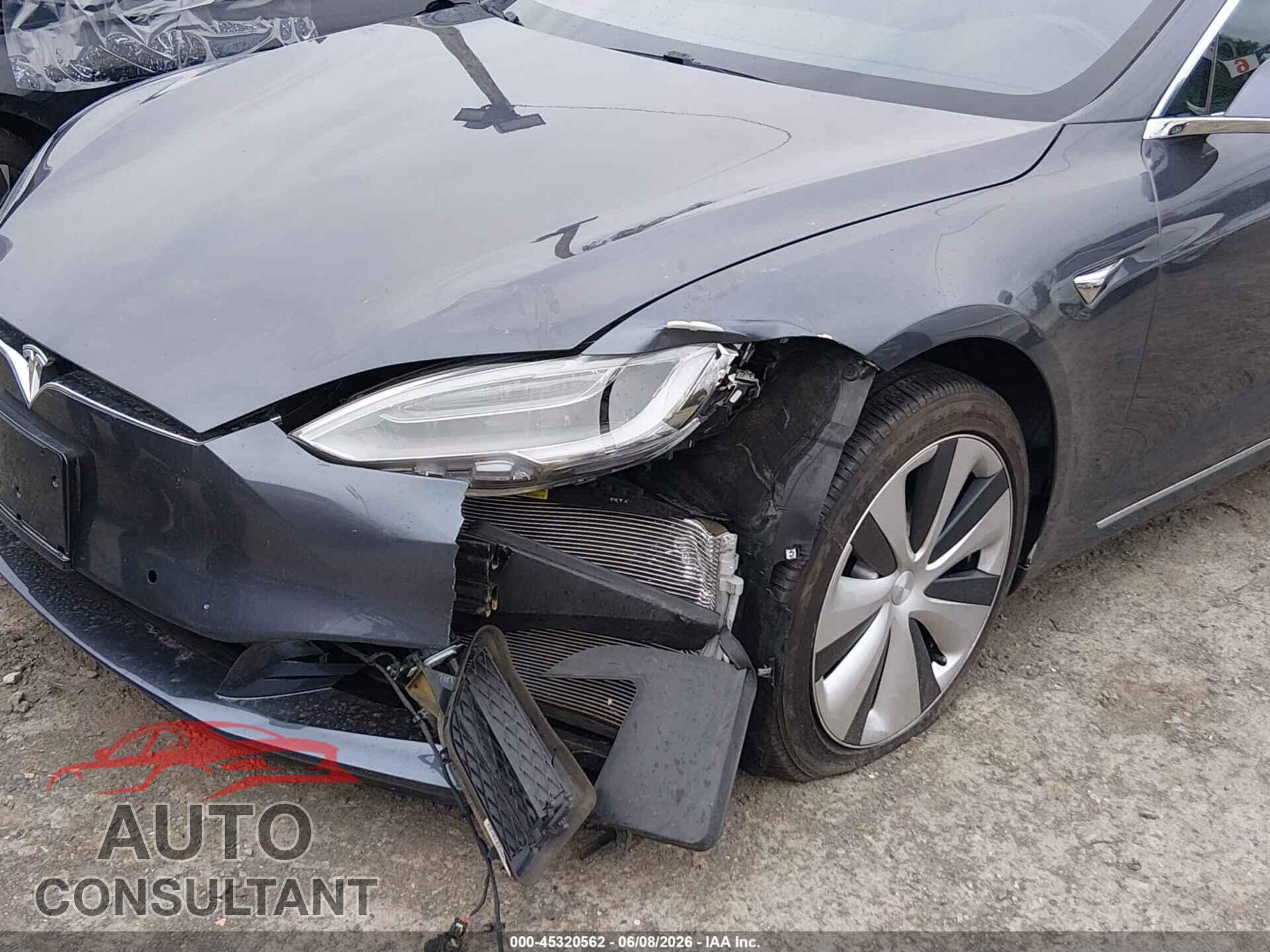 TESLA MODEL S 2021 - 5YJSA1E2XMF426985