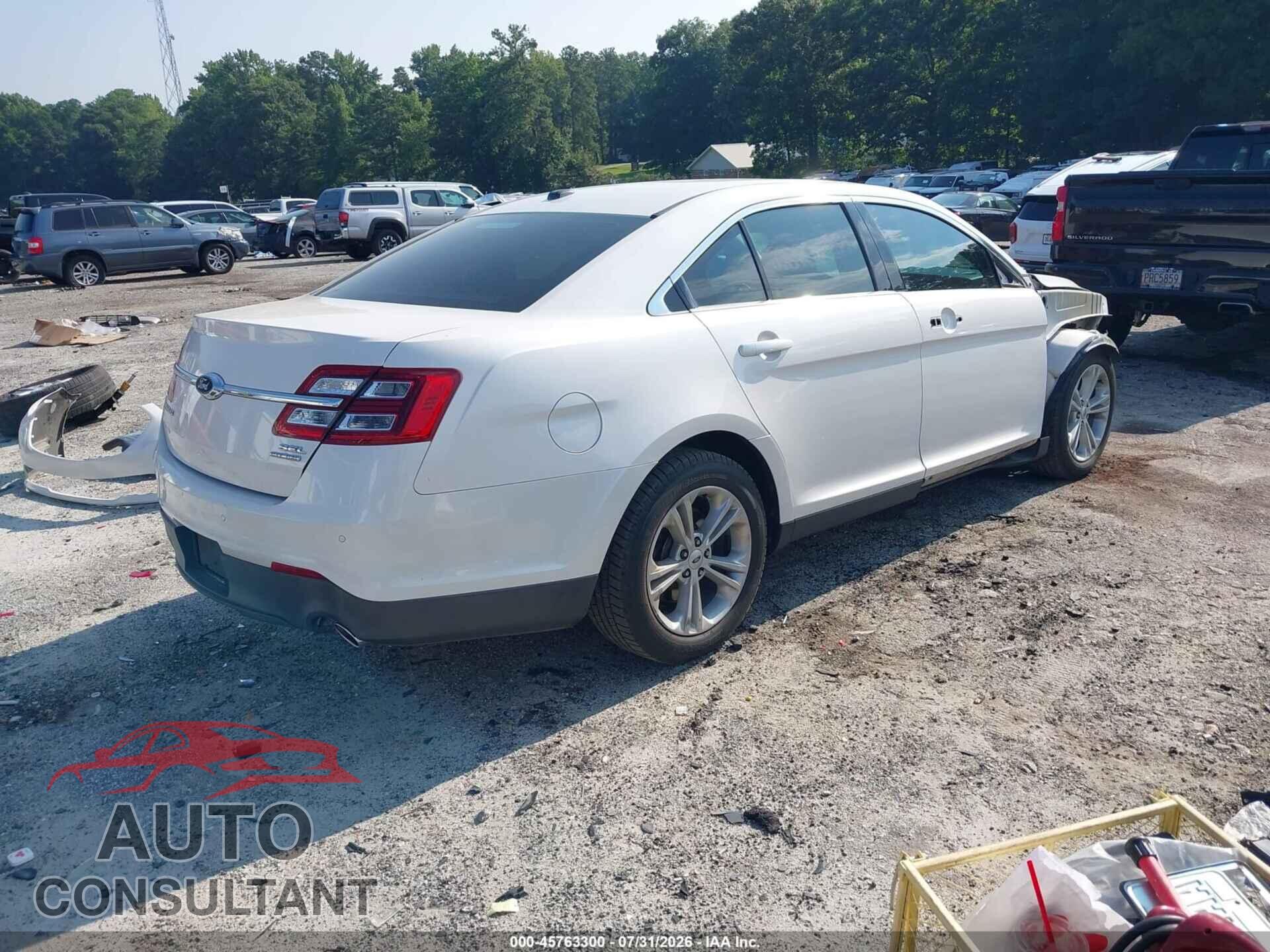 FORD TAURUS 2017 - 1FAHP2E85HG112228