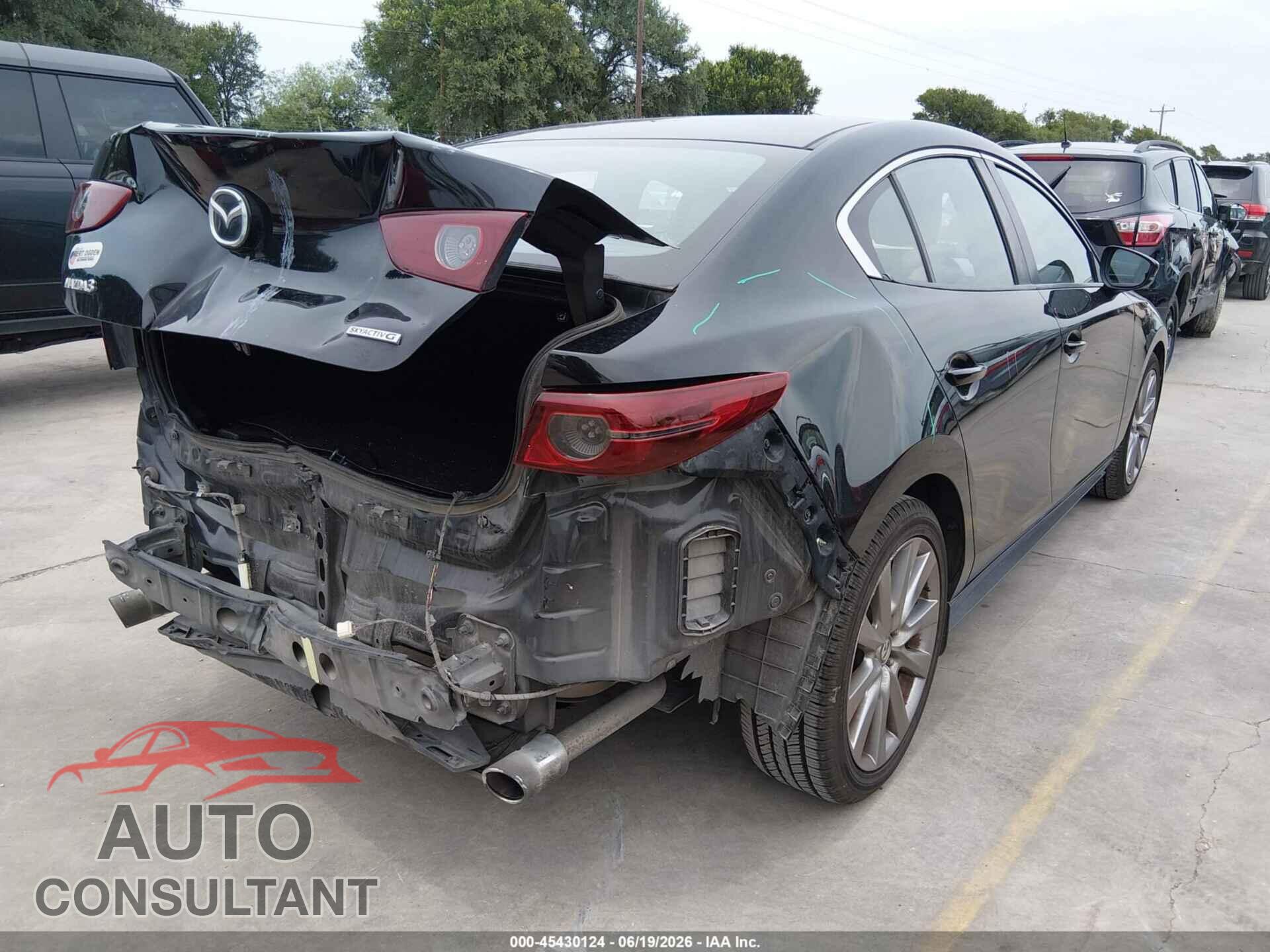 MAZDA MAZDA3 2019 - JM1BPACL9K1107836