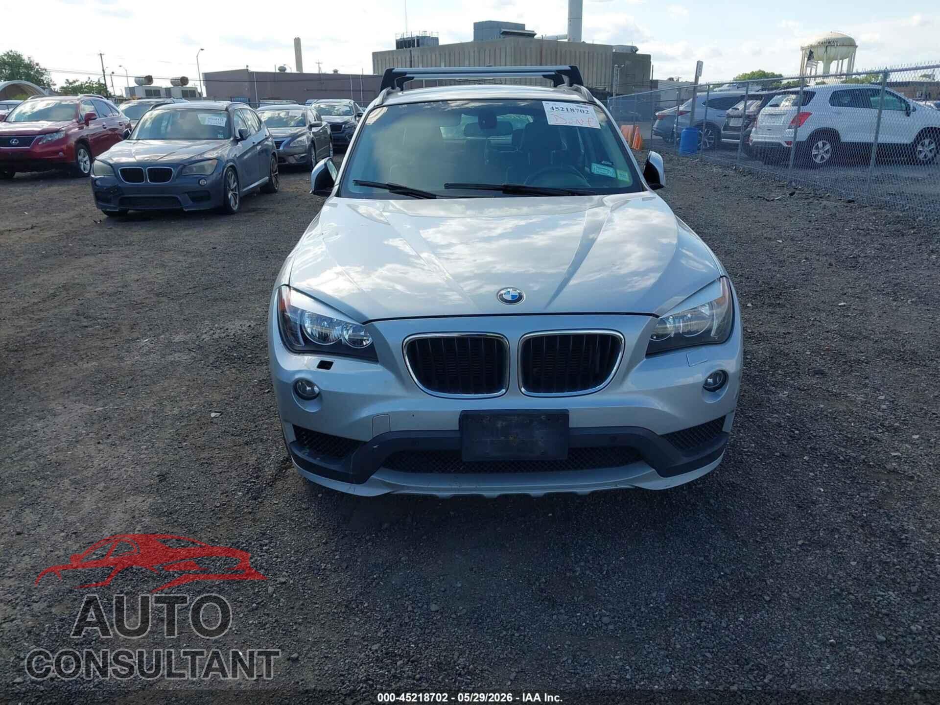 BMW X1 2015 - WBAVL1C55FVY29147