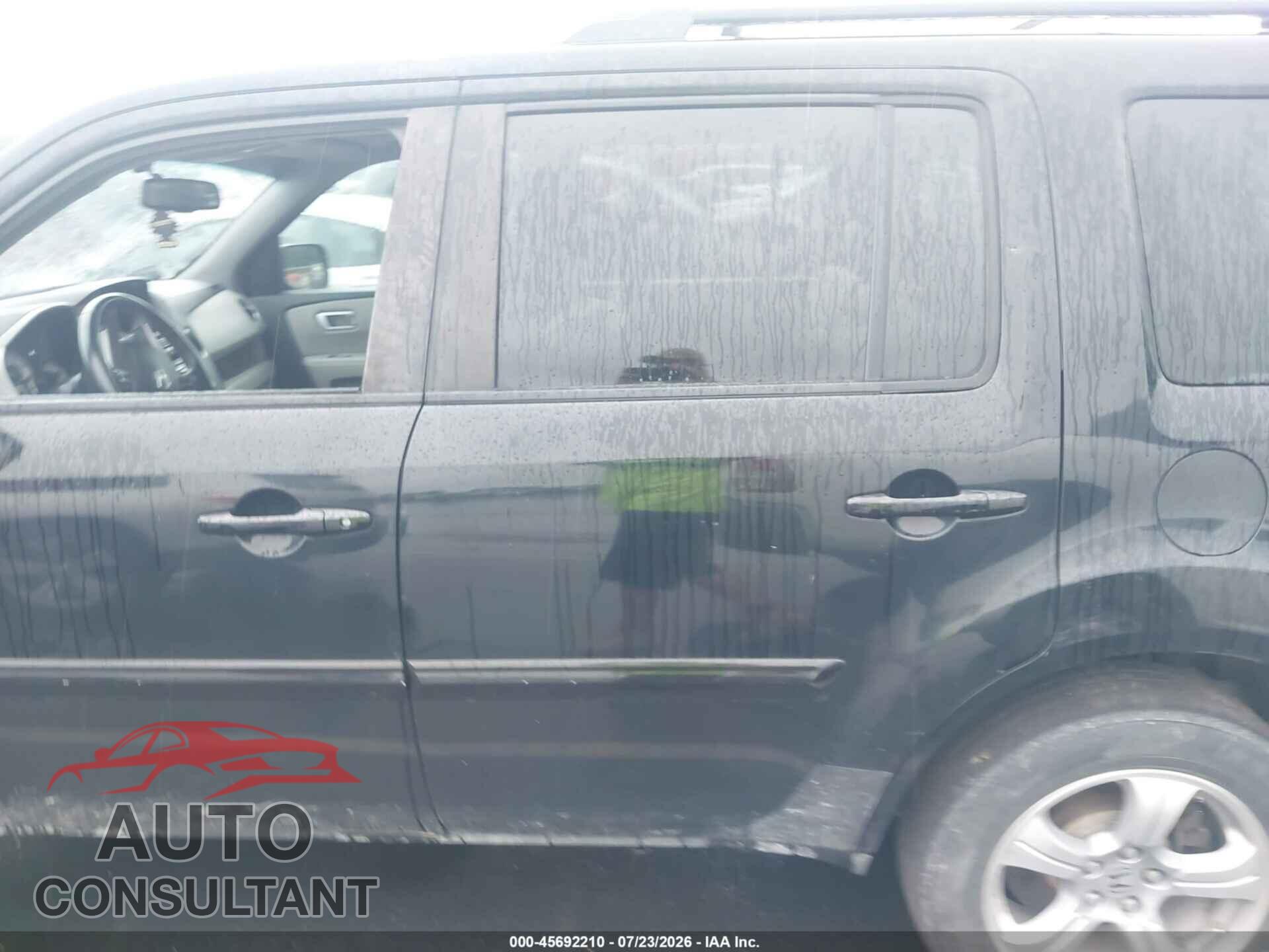 HONDA PILOT 2013 - 5FNYF4H56DB013111