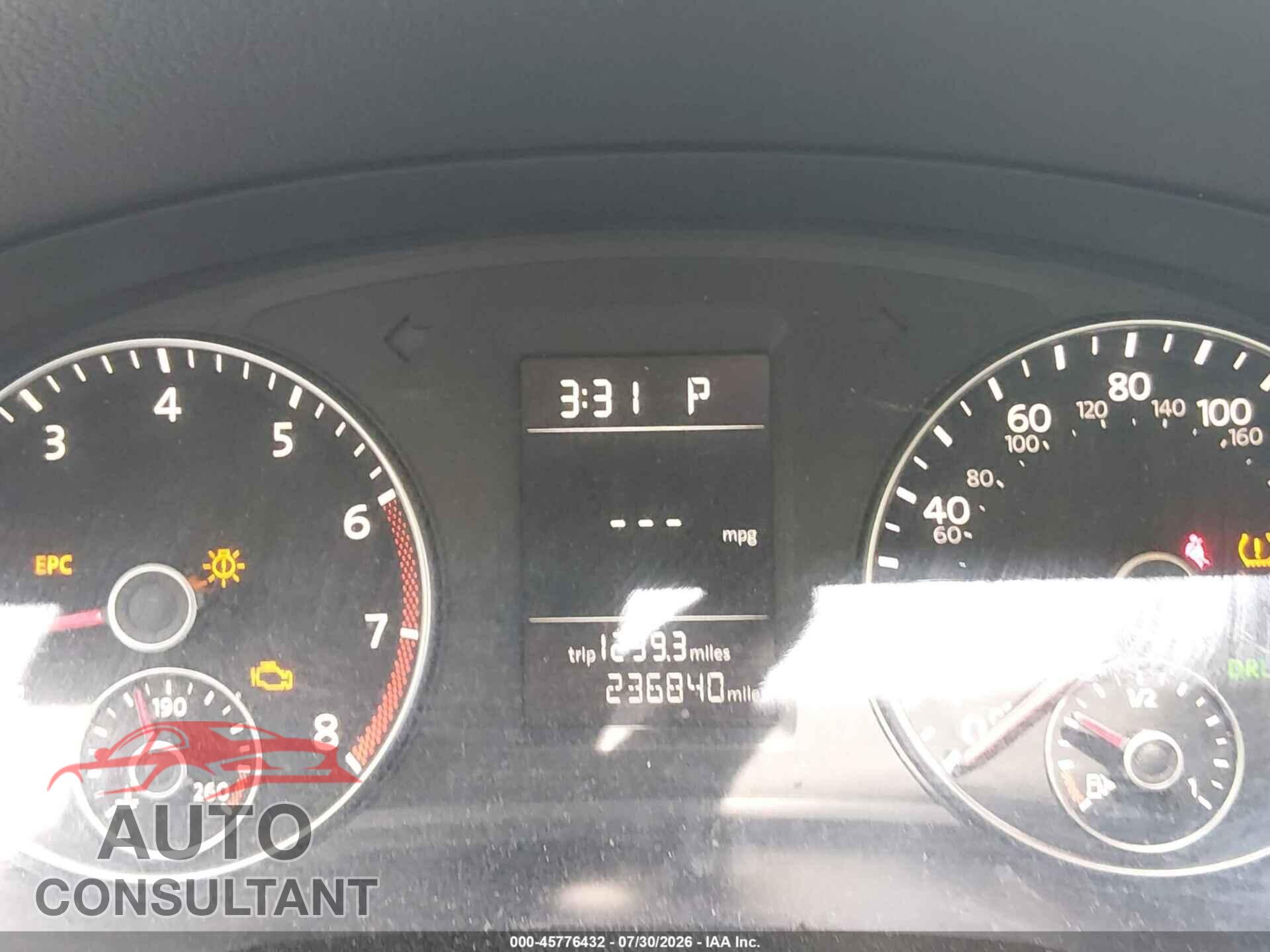 VOLKSWAGEN PASSAT 2013 - 1VWAP7A35DC134182