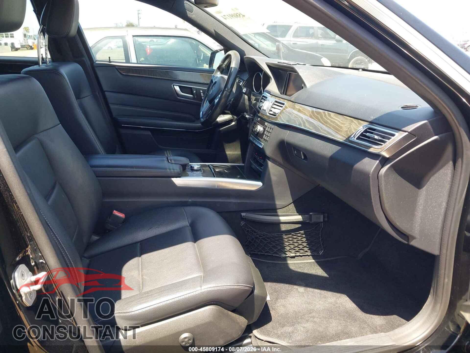 MERCEDES-BENZ E 2015 - WDDHF5KB1FB100818
