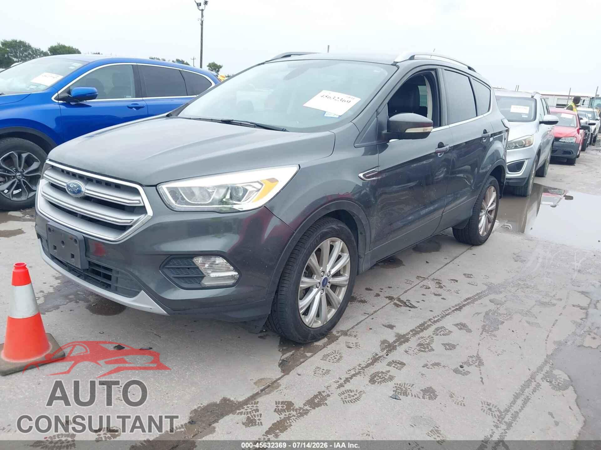 FORD ESCAPE 2017 - 1FMCU0JD2HUB28971