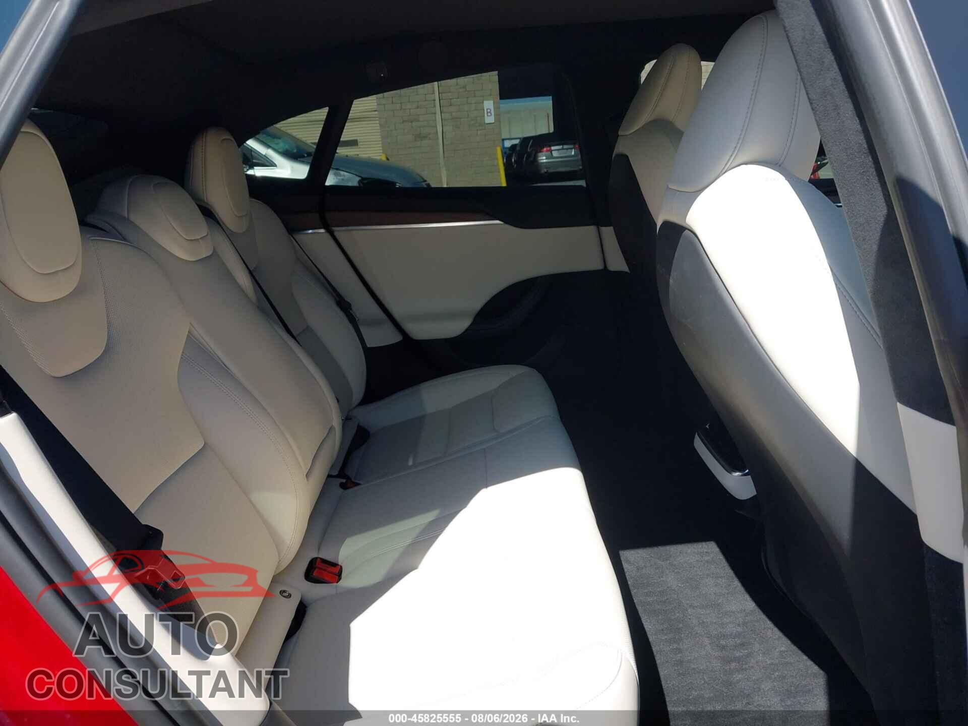 TESLA MODEL S 2024 - 5YJSA1E56RF534425