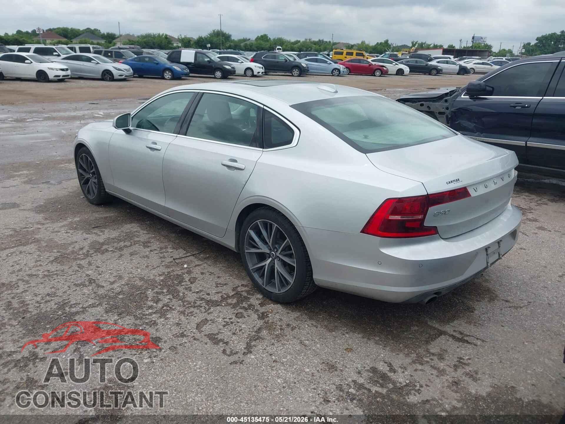 VOLVO S90 2018 - LVY982MK4JP007252