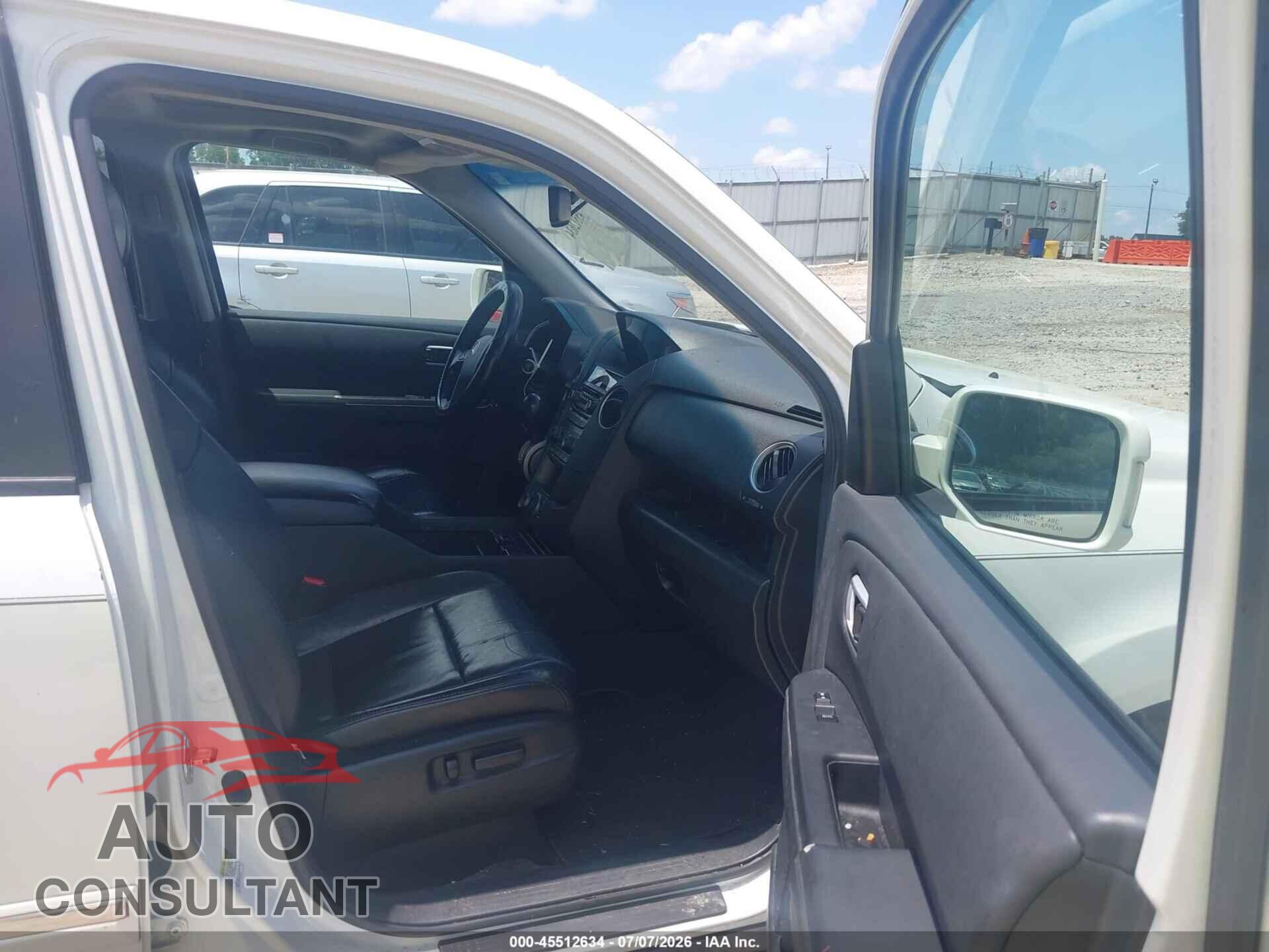 HONDA PILOT 2012 - 5FNYF3H90CB018607