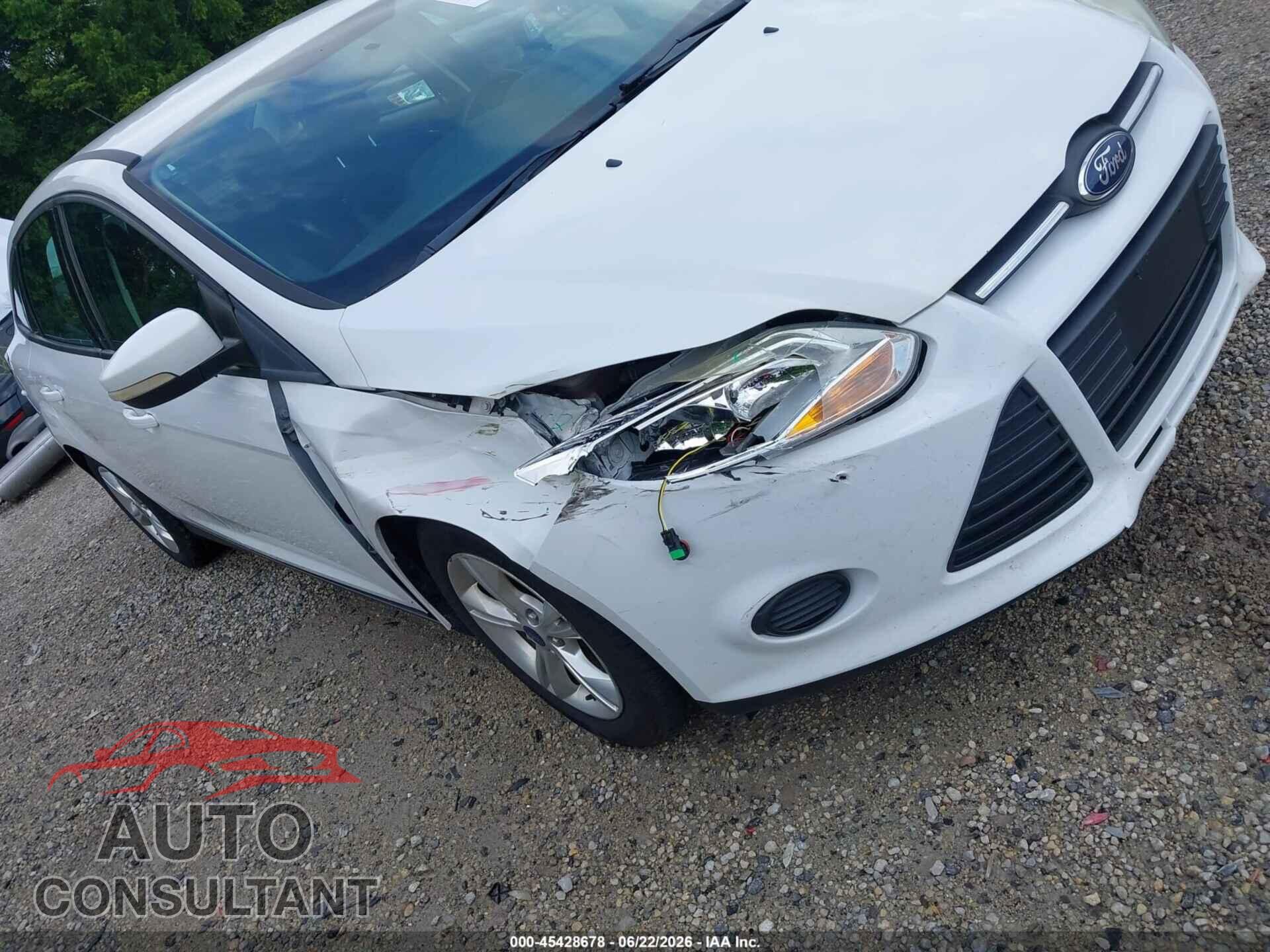 FORD FOCUS 2014 - 1FADP3F23EL228755