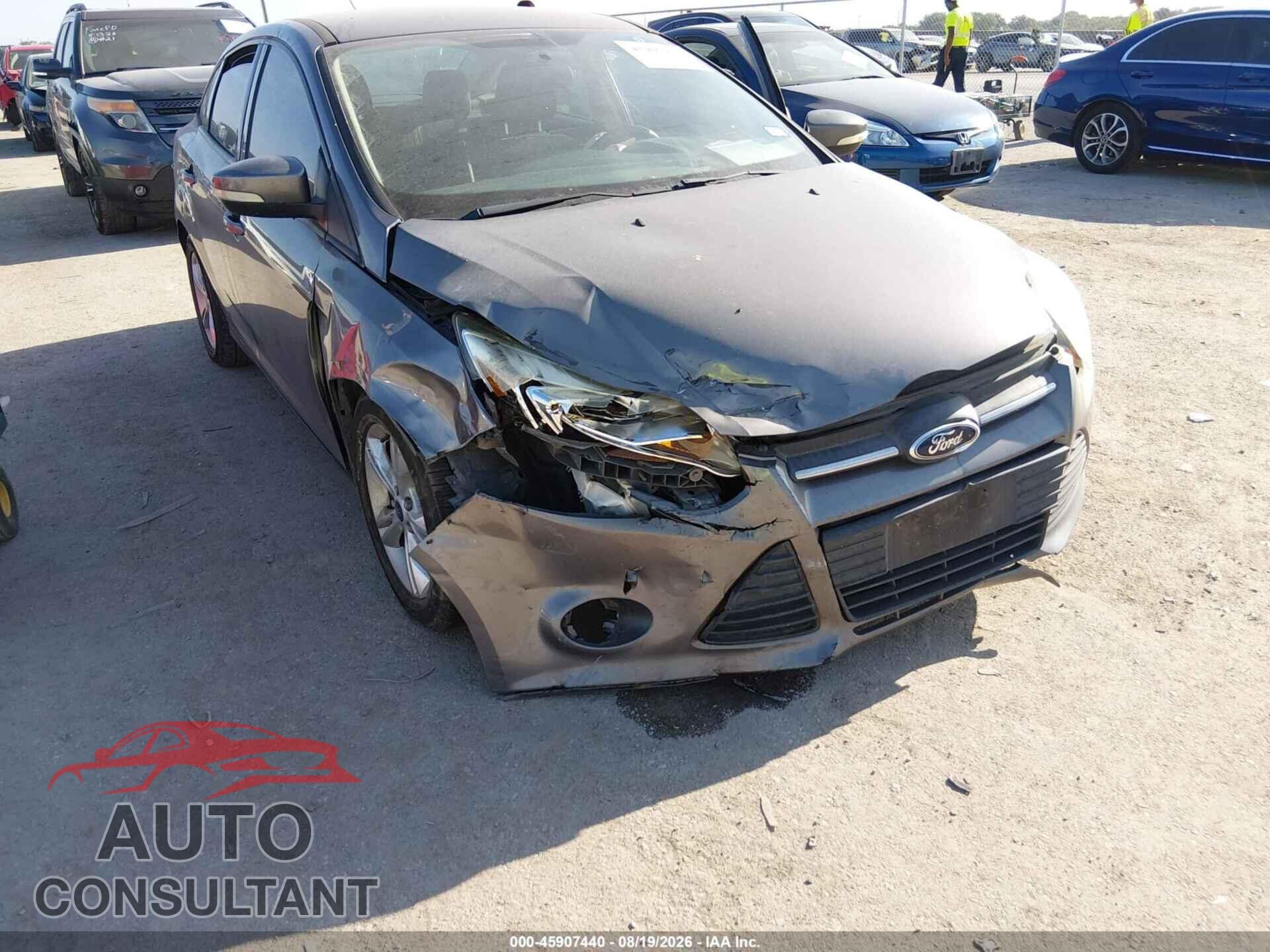 FORD FOCUS 2014 - 1FADP3F21EL148886