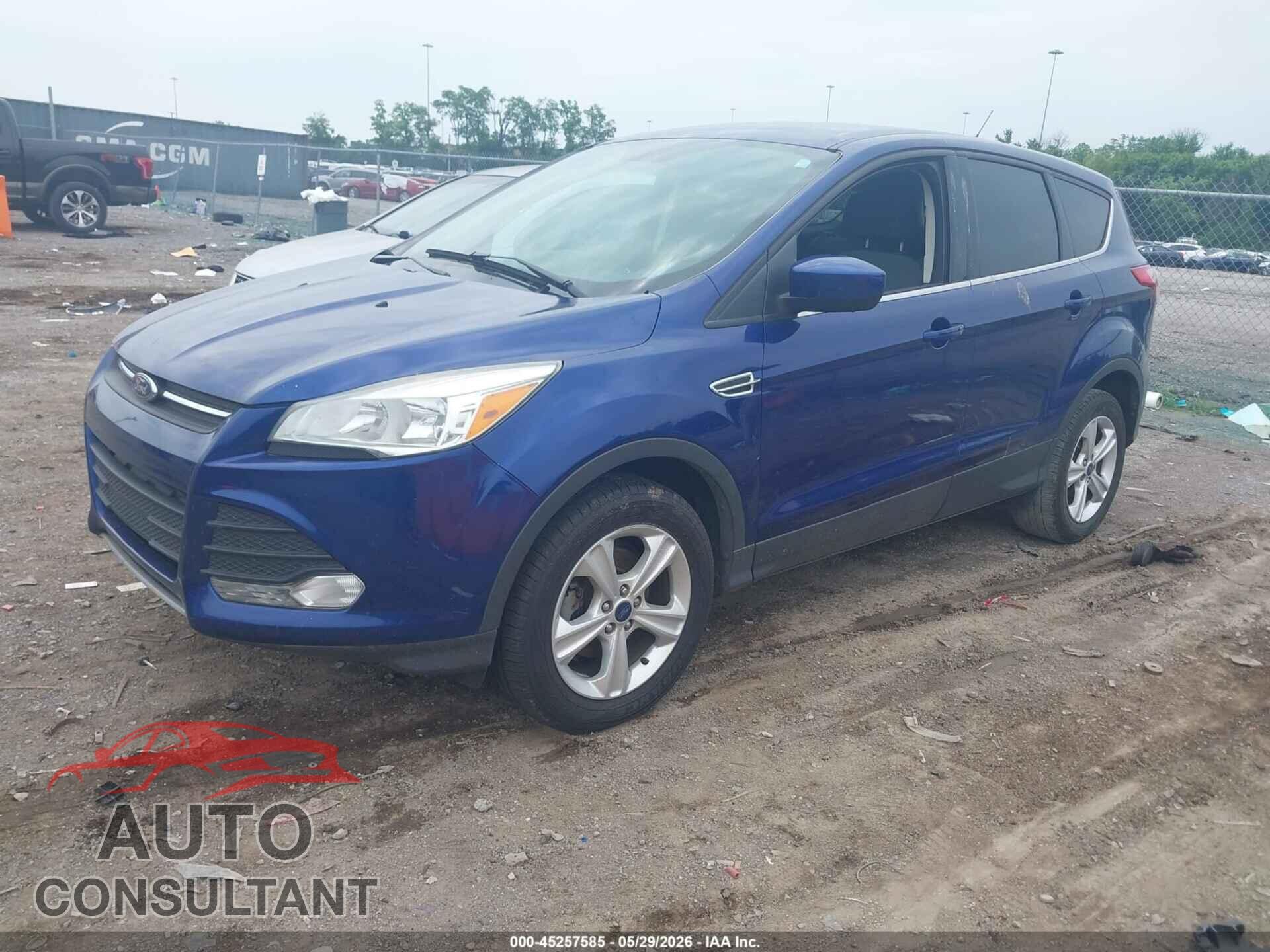 FORD ESCAPE 2015 - 1FMCU0GX9FUC85122