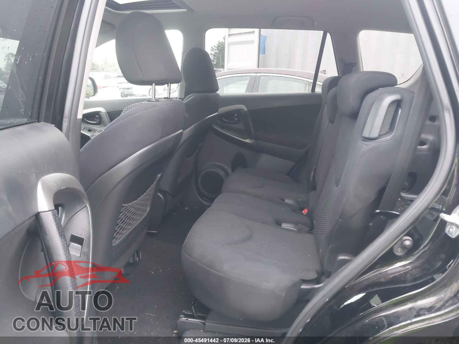 TOYOTA RAV4 2011 - 2T3RF4DV7BW103403
