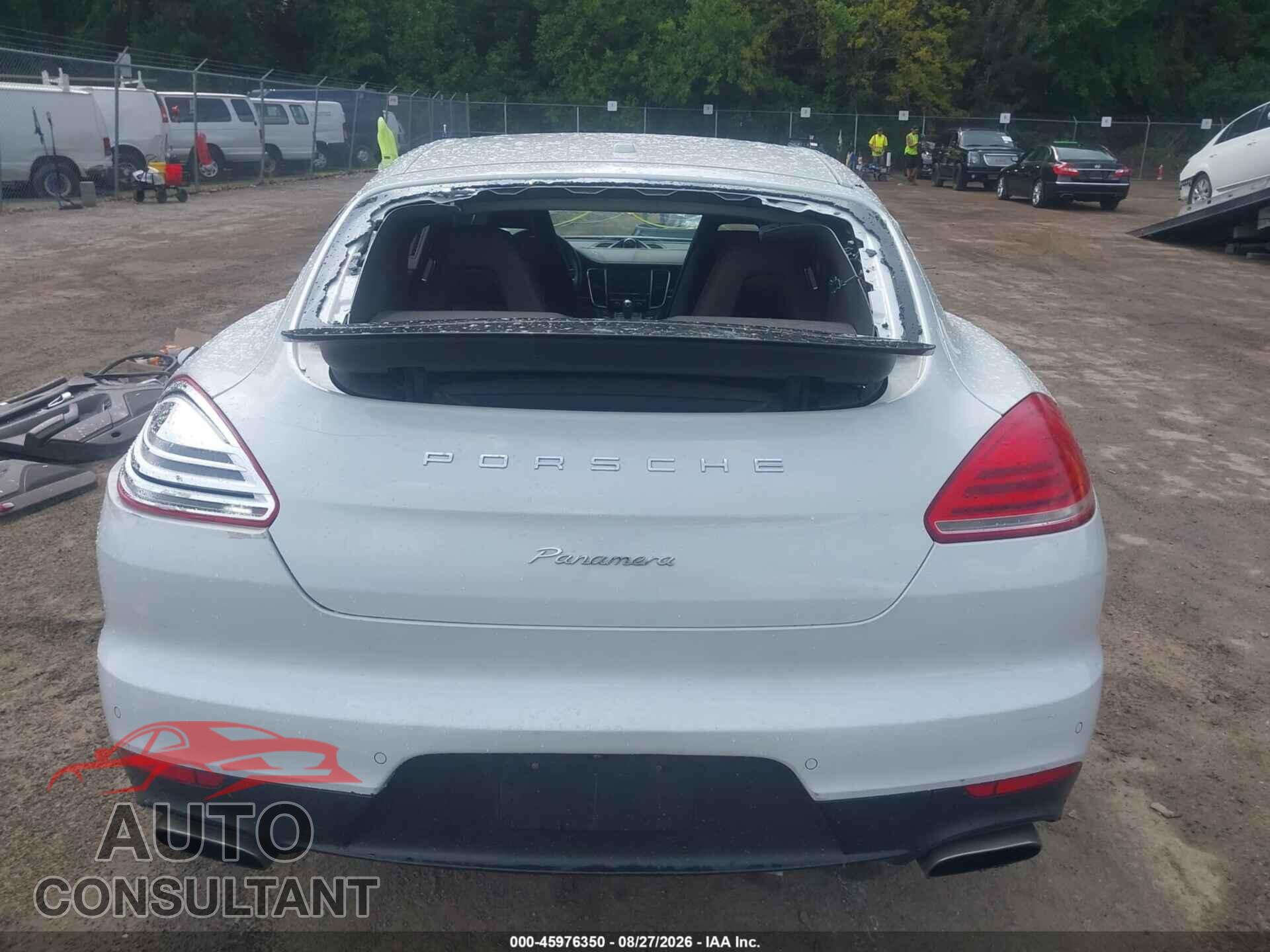 PORSCHE PANAMERA 2016 - WP0AA2A75GL000948