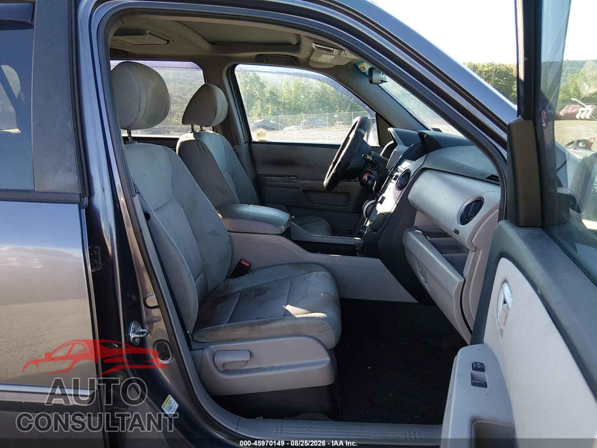 HONDA PILOT 2015 - 5FNYF4H38FB073960