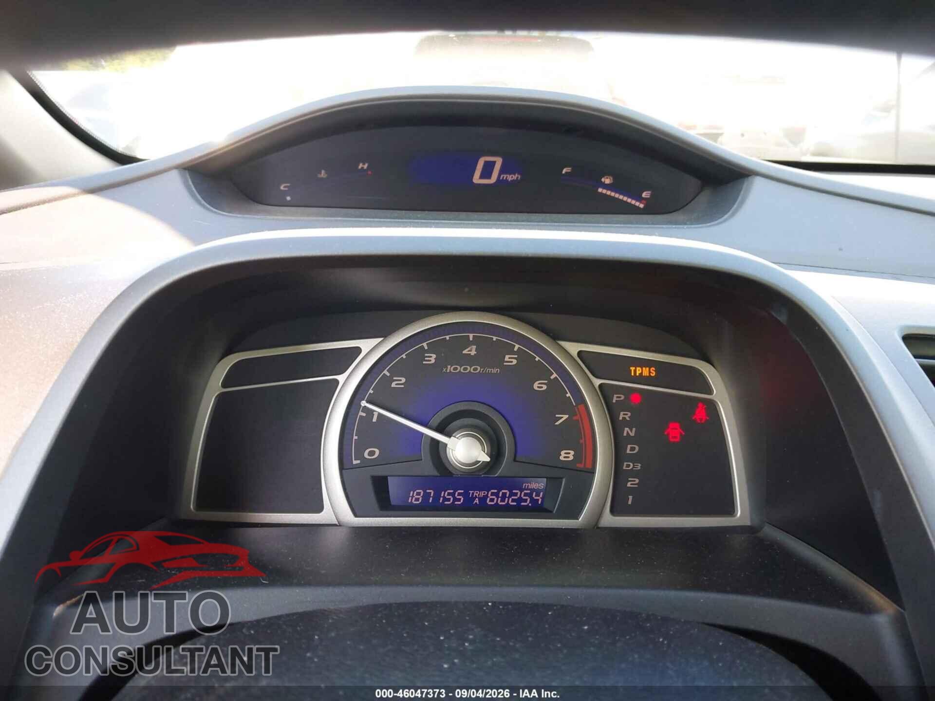 HONDA CIVIC 2010 - 19XFA1F8XAE024079