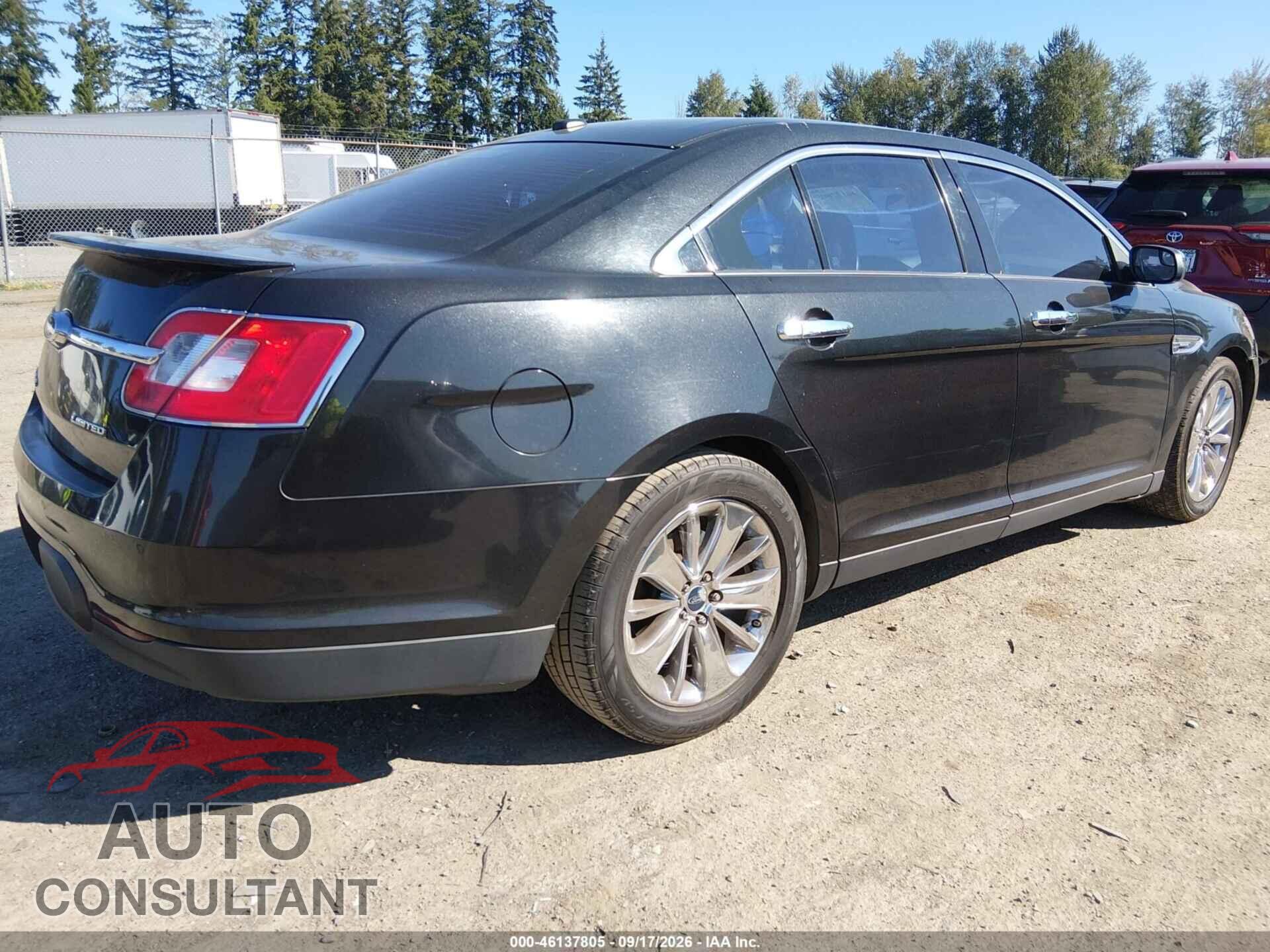FORD TAURUS 2011 - 1FAHP2FW4BG120440