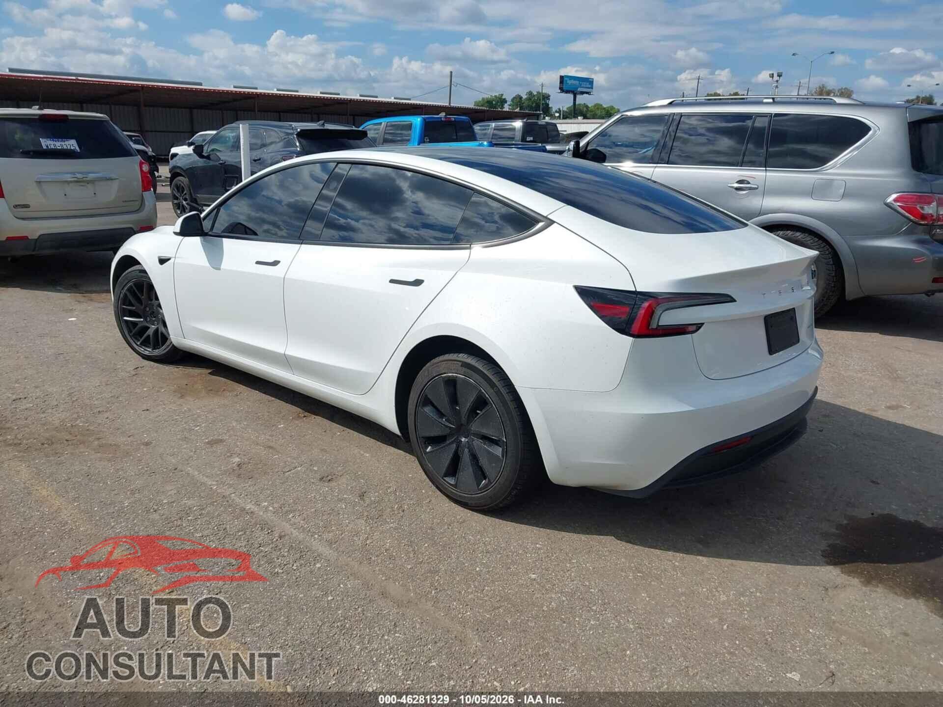 TESLA MODEL 3 2025 - 5YJ3E1EB0SF892365