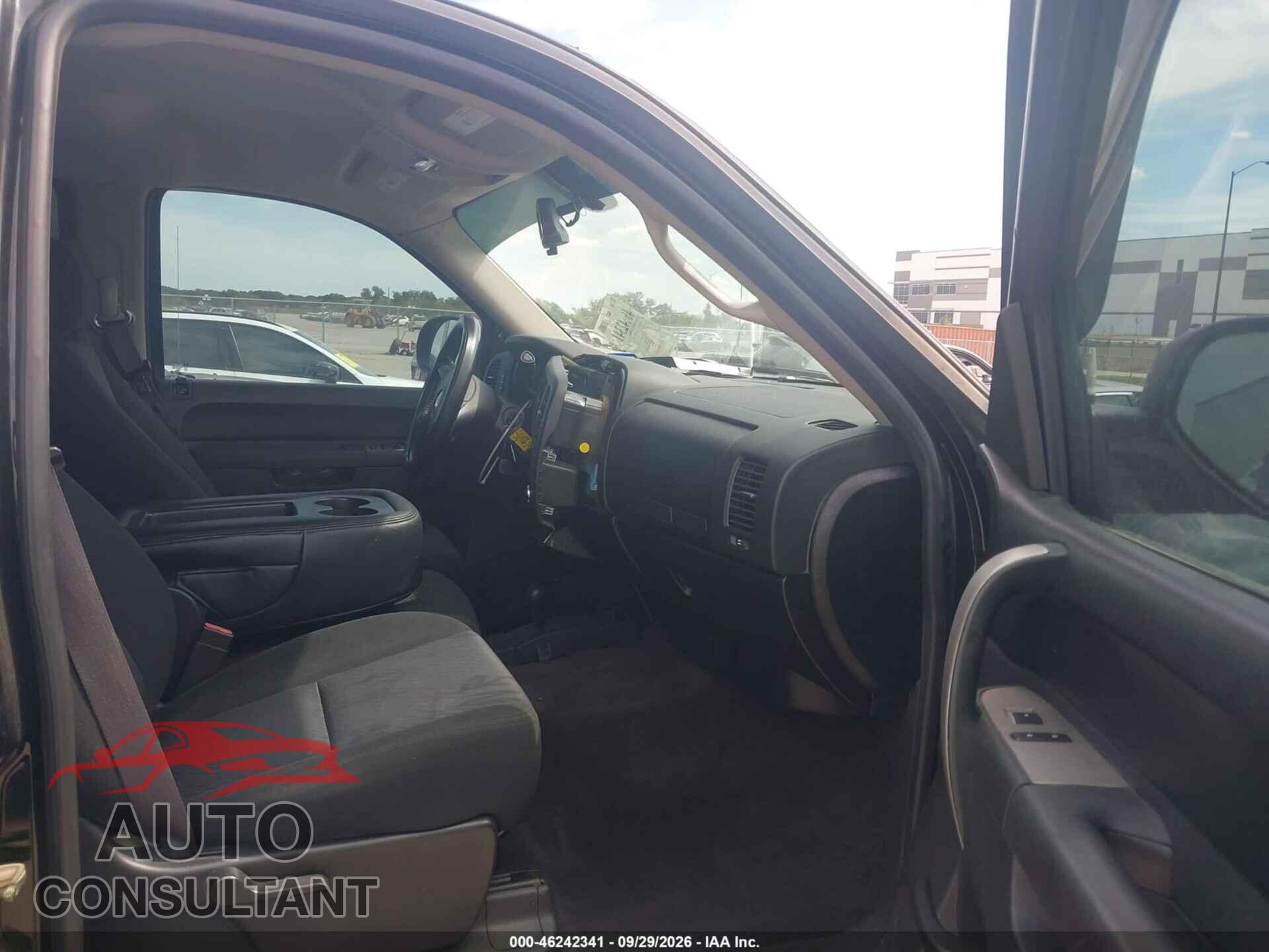 CHEVROLET SILVERADO 1500 2011 - 3GCPKREA7BG228610
