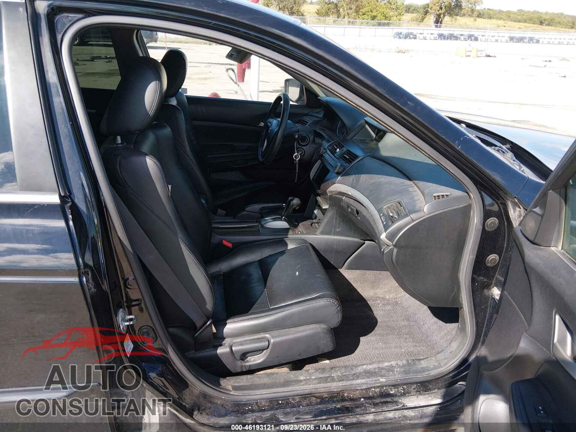 HONDA ACCORD 2011 - 1HGCP2F61BA034690