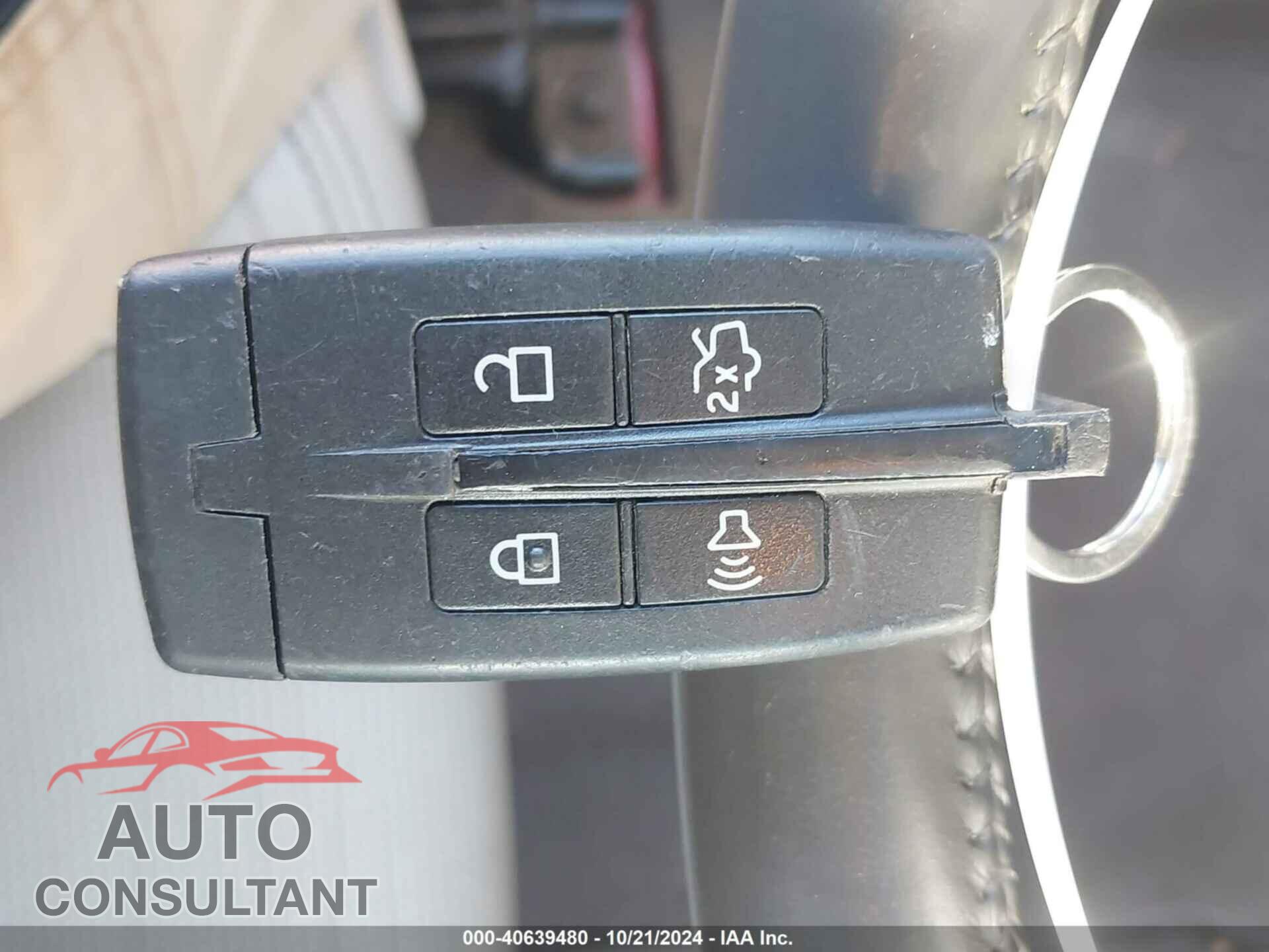 FORD TAURUS 2011 - 1FAHP2FW9BG112379