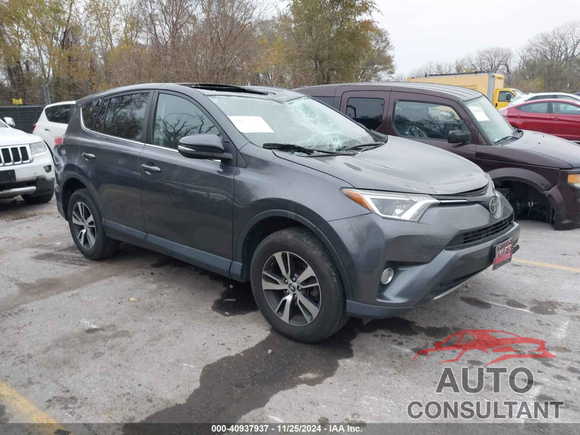 TOYOTA RAV4 2018 - 2T3RFREV3JW799798