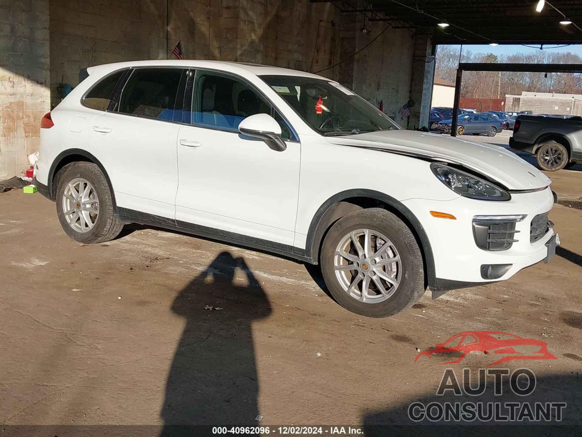 PORSCHE CAYENNE 2016 - WP1AA2A22GLA03289