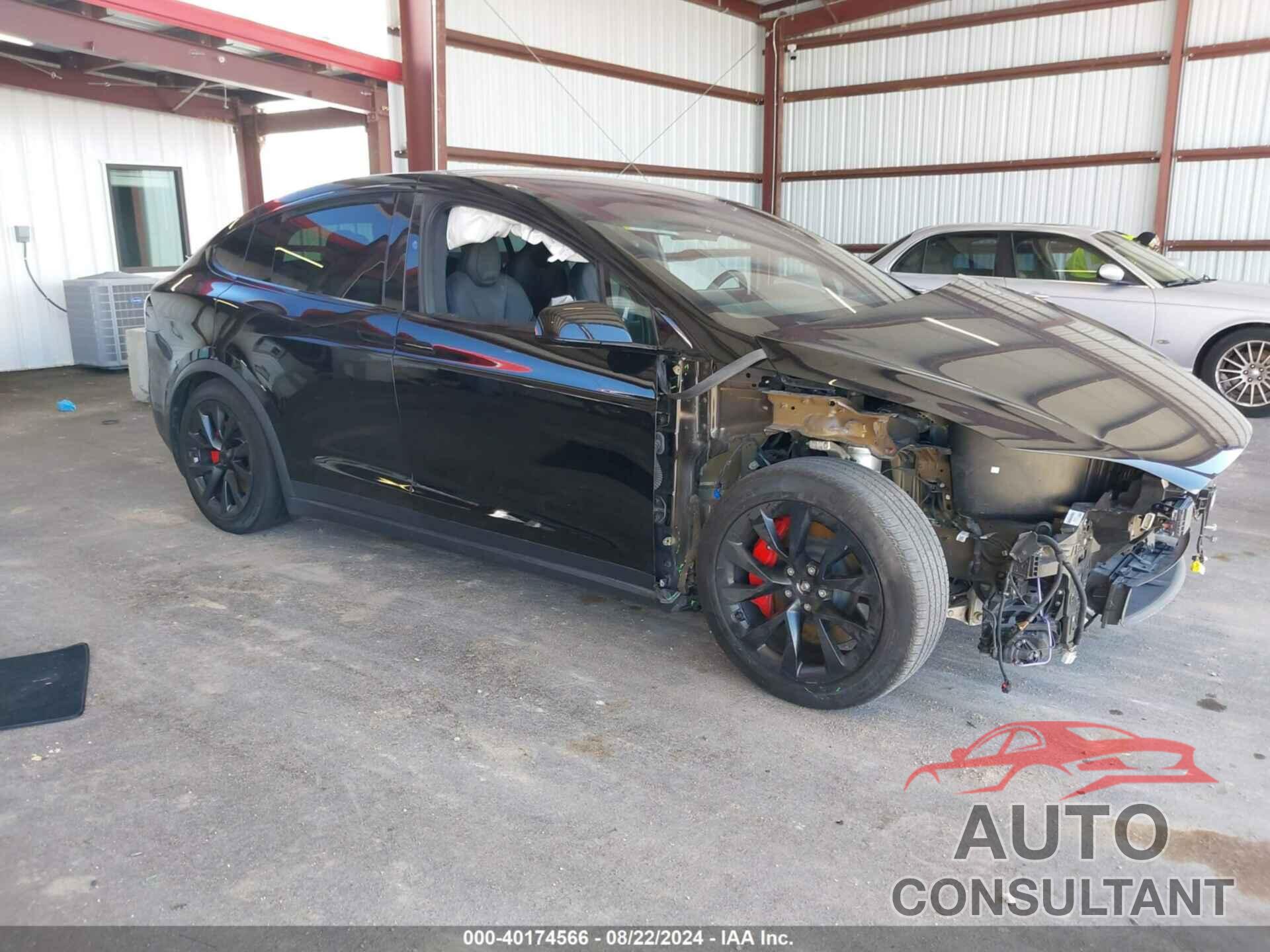 TESLA MODEL X 2023 - 7SAXCBE61PF401585