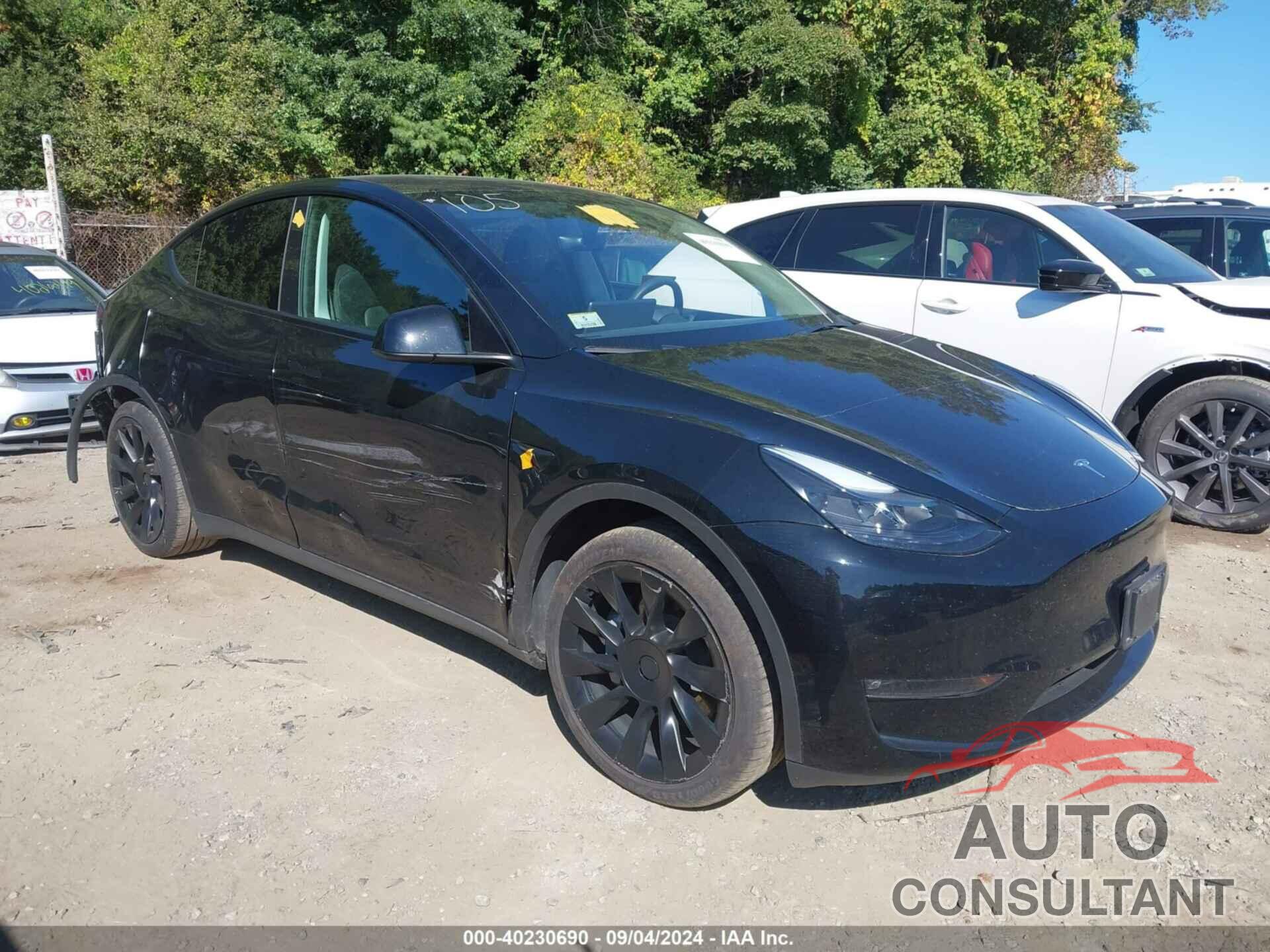 TESLA MODEL Y 2023 - 7SAYGDEE5PF753712