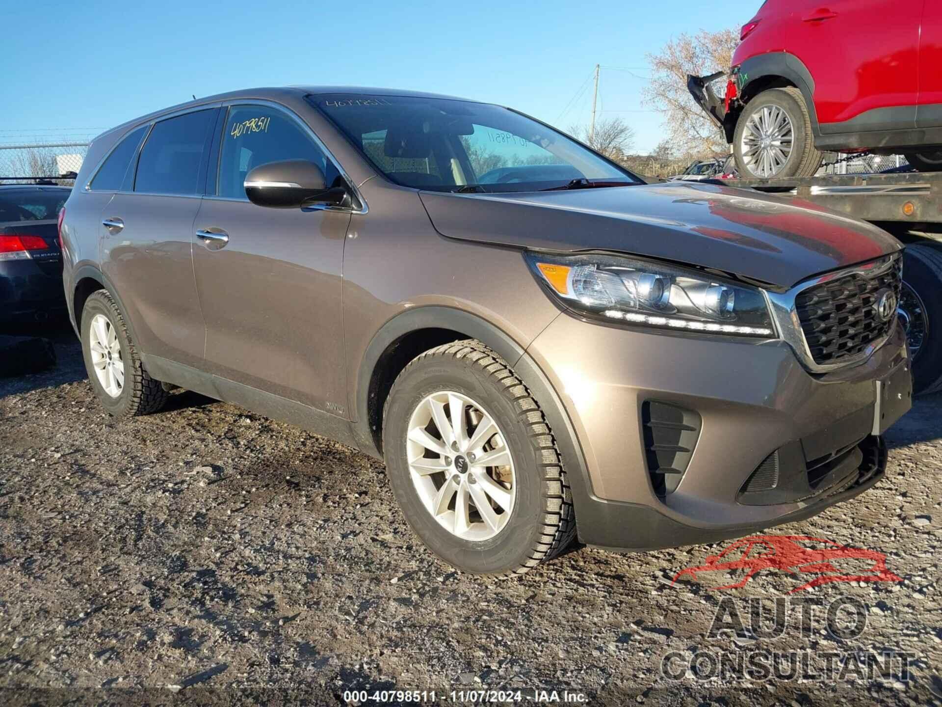 KIA SORENTO 2019 - 5XYPGDA57KG559490