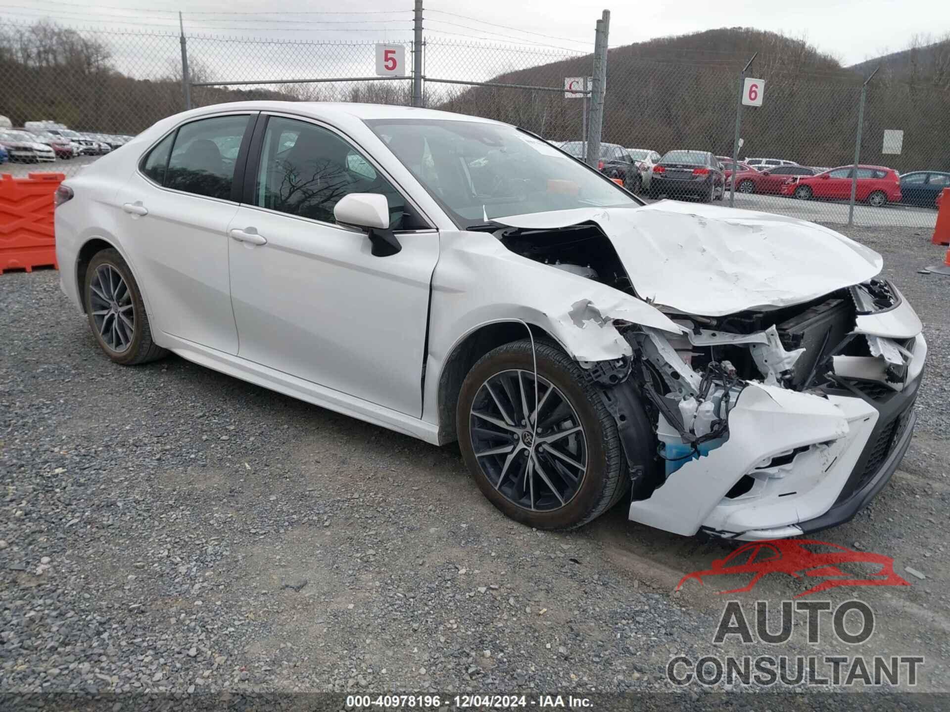 TOYOTA CAMRY 2024 - 4T1T11AK6RU845386