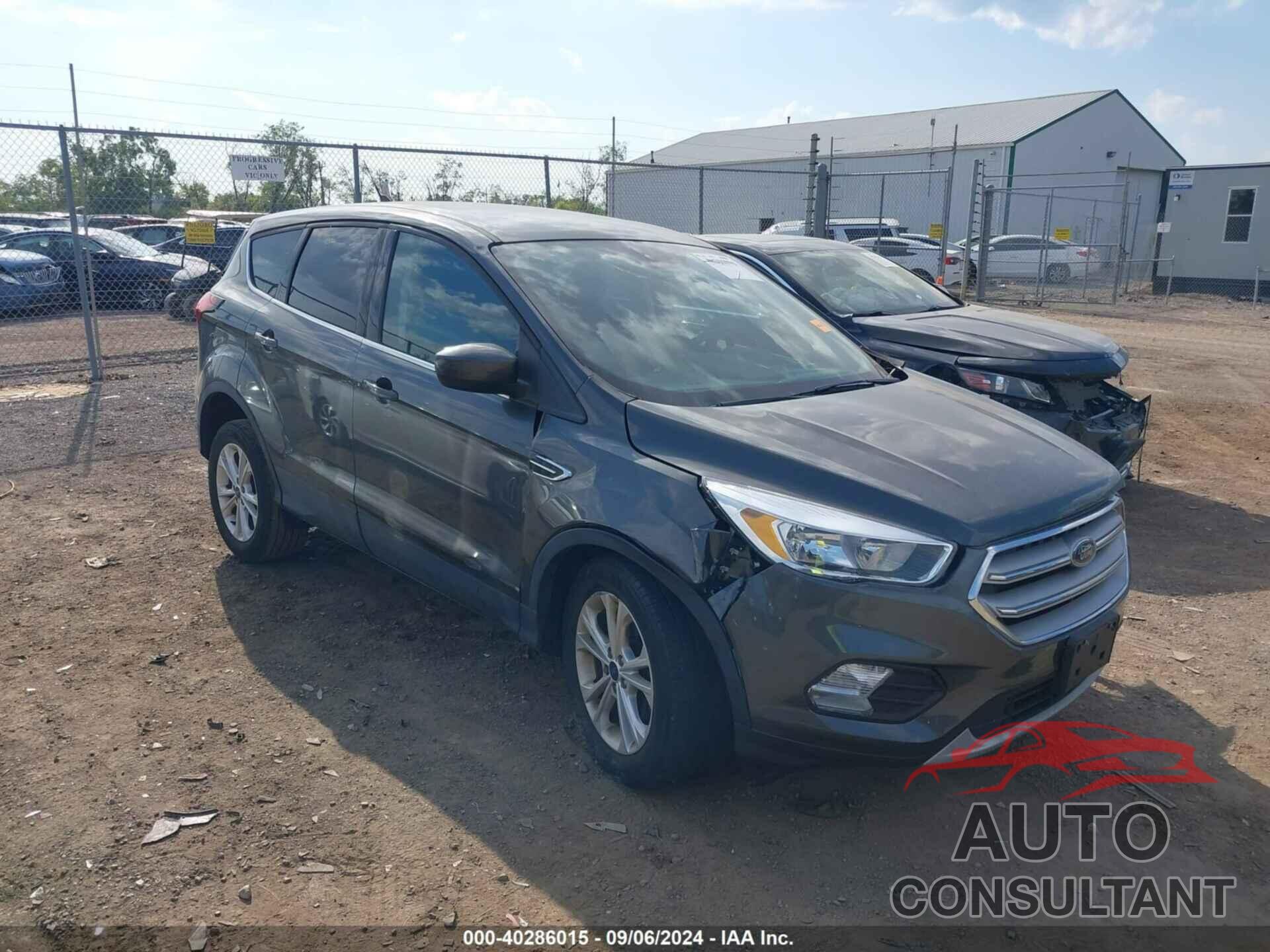 FORD ESCAPE 2019 - 1FMCU0GD7KUC49851