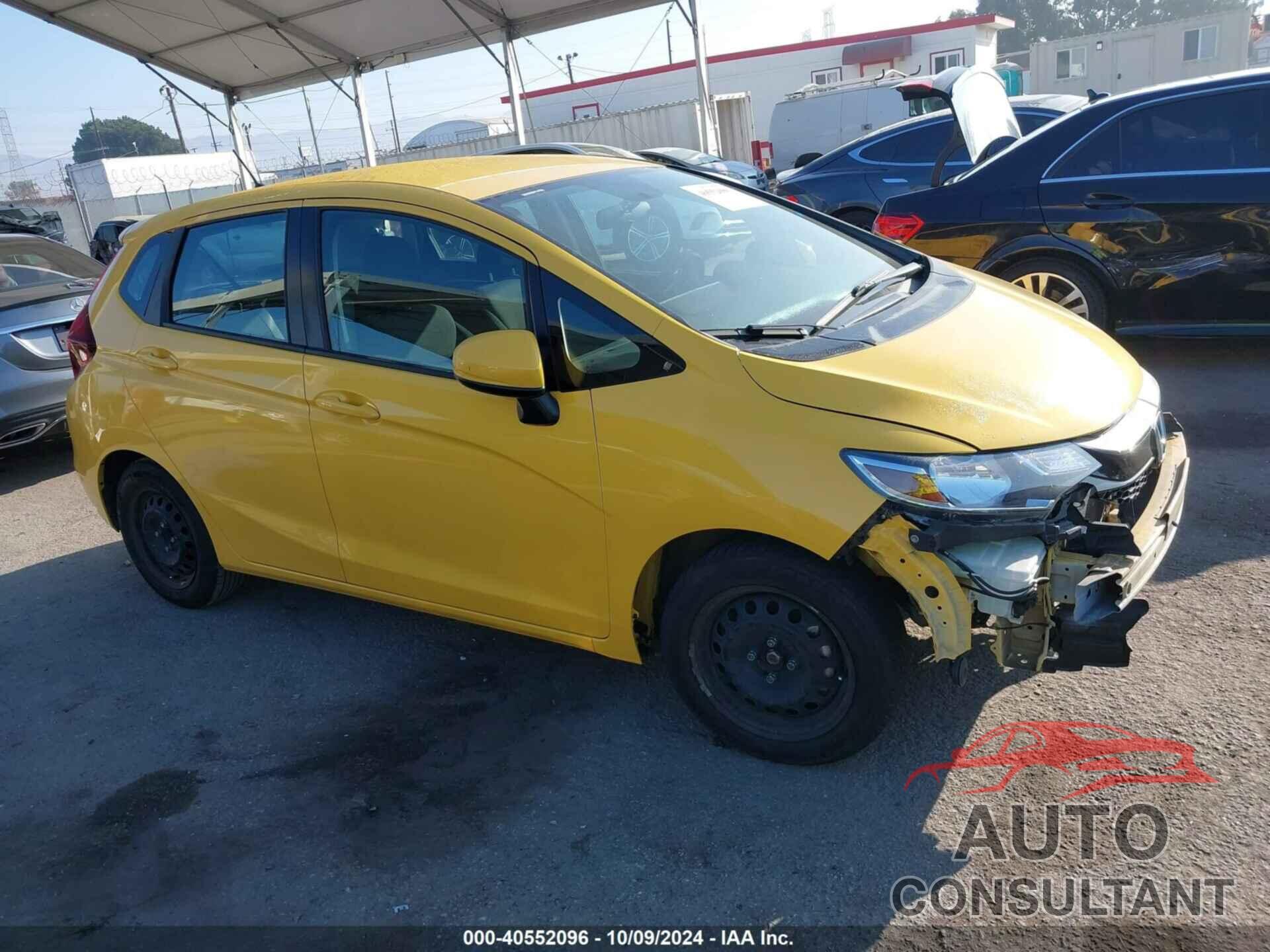 HONDA FIT 2018 - 3HGGK5H44JM727767