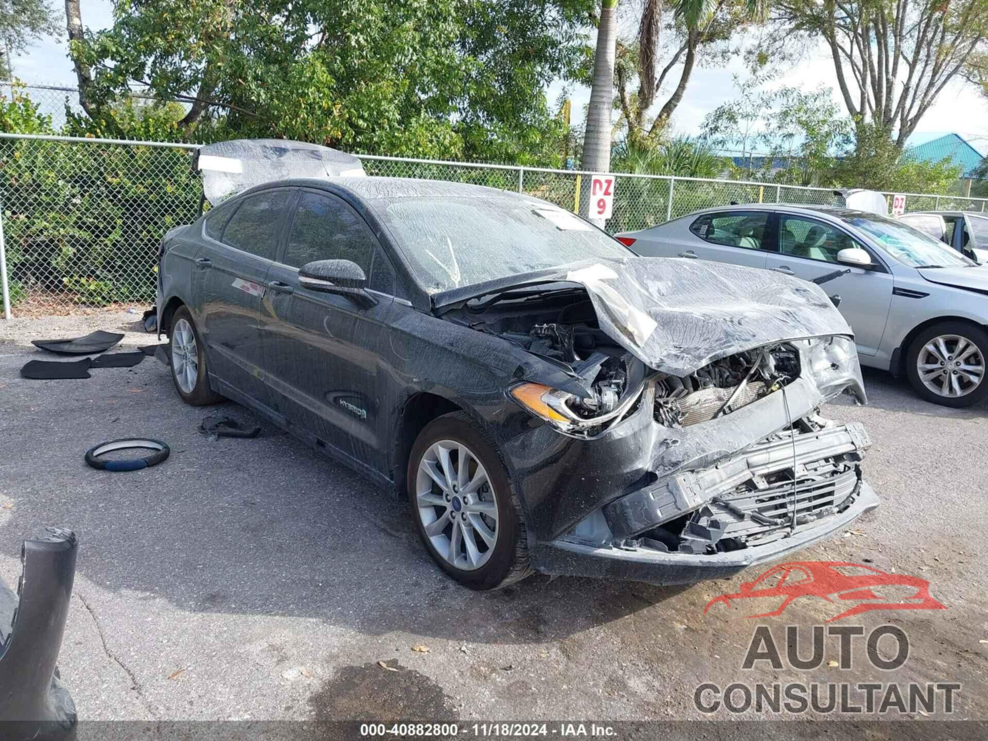 FORD FUSION HYBRID 2017 - 3FA6P0LU5HR319495