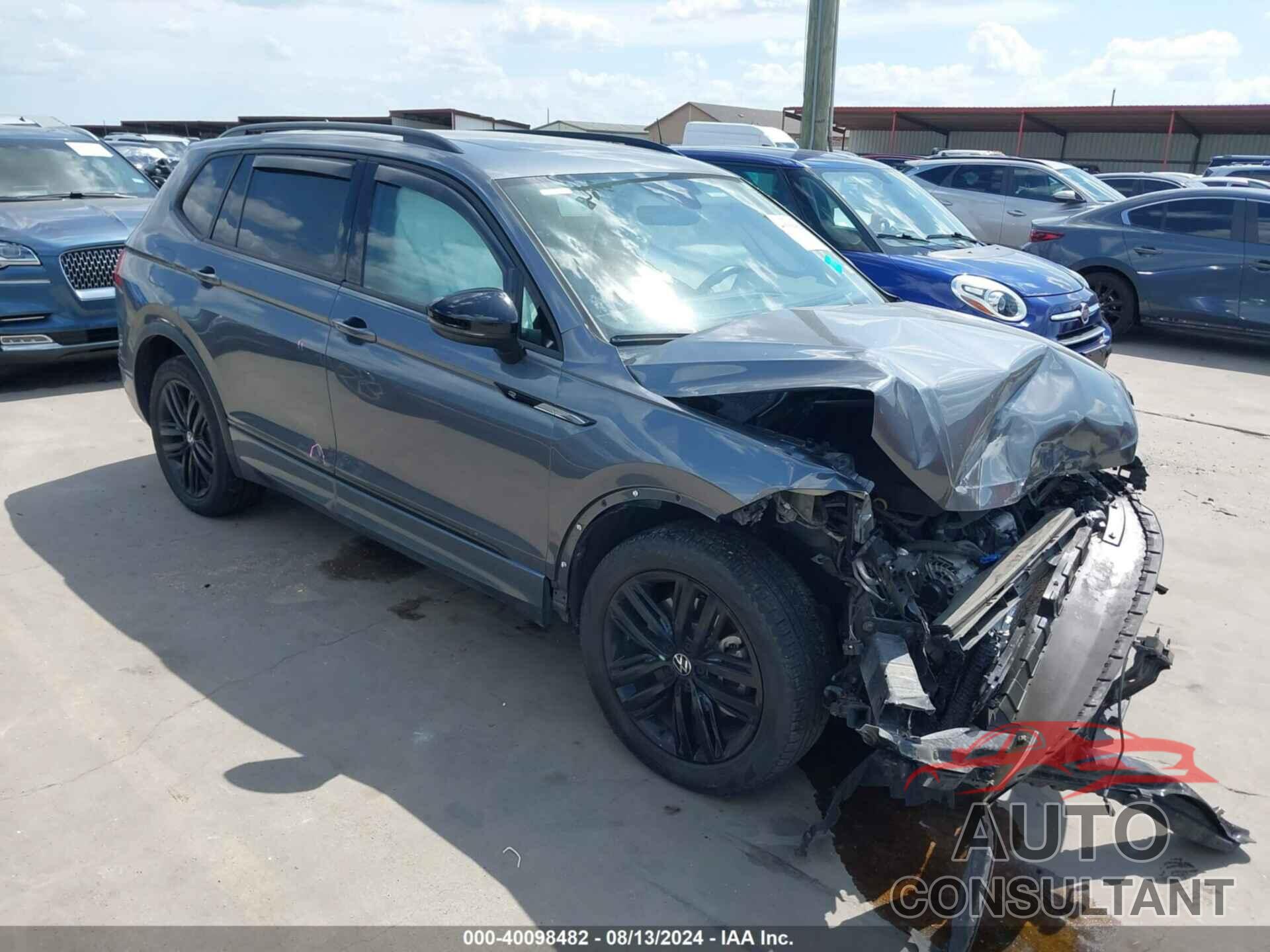 VOLKSWAGEN TIGUAN 2022 - 3VVCB7AX0NM085701