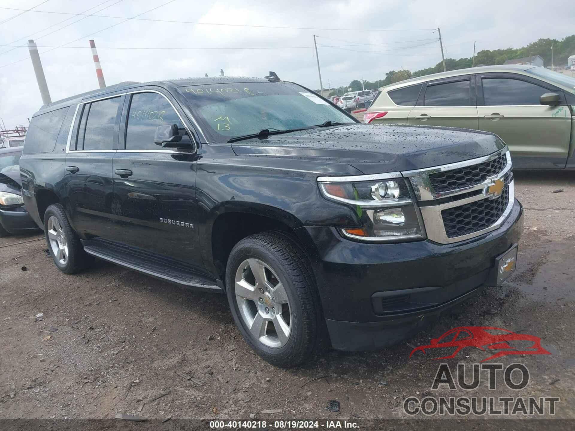 CHEVROLET SUBURBAN 2017 - 1GNSKHKC1HR197042