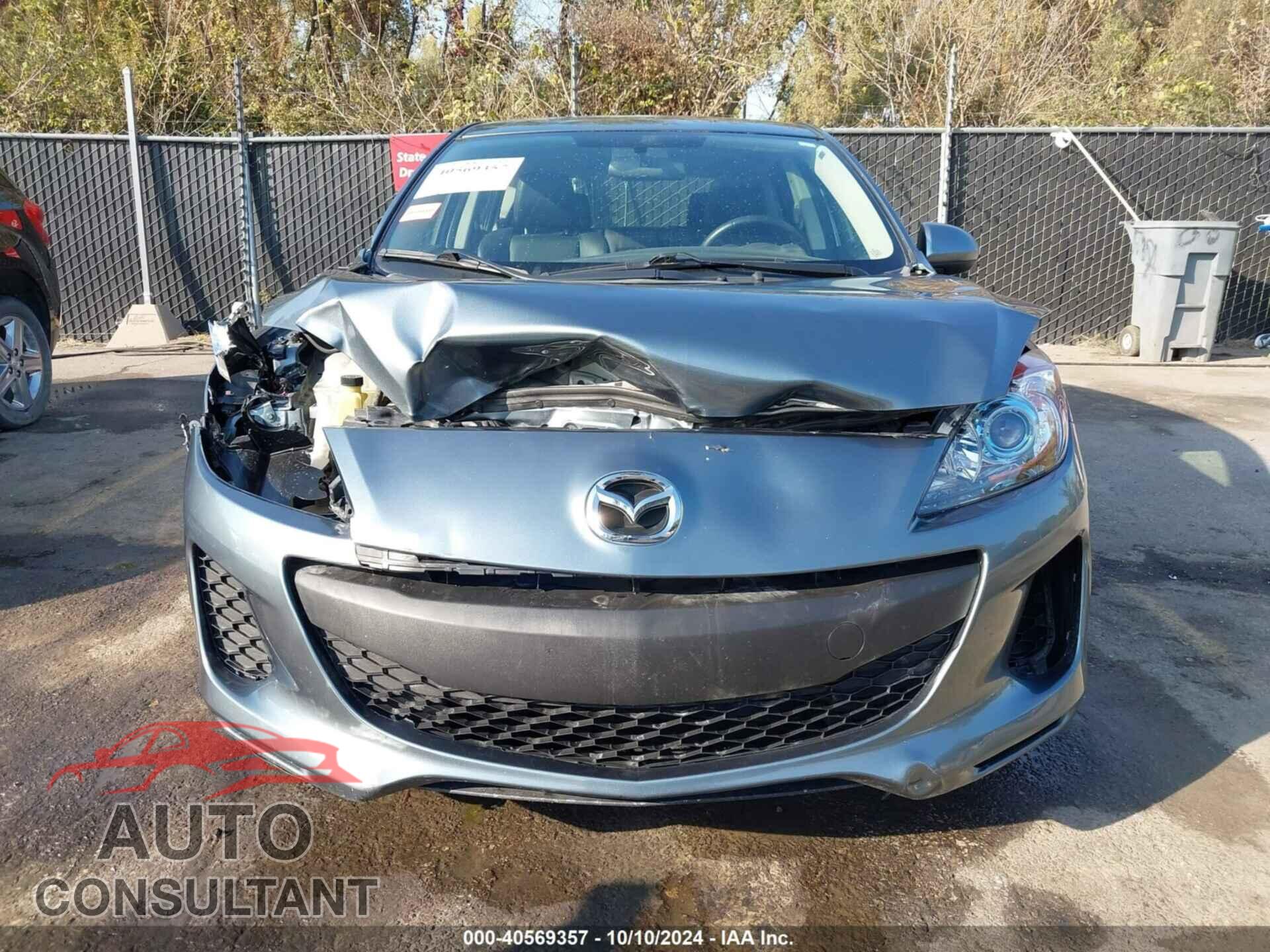 MAZDA MAZDA3 2012 - JM1BL1M77C1663755
