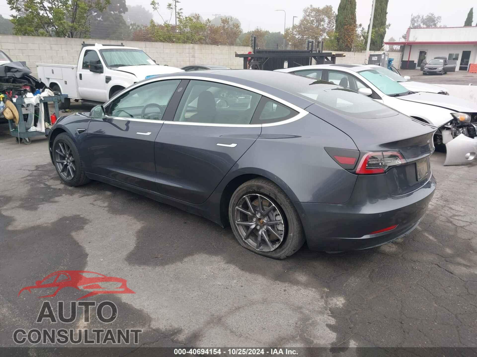 TESLA MODEL 3 2019 - 5YJ3E1EA1KF400367