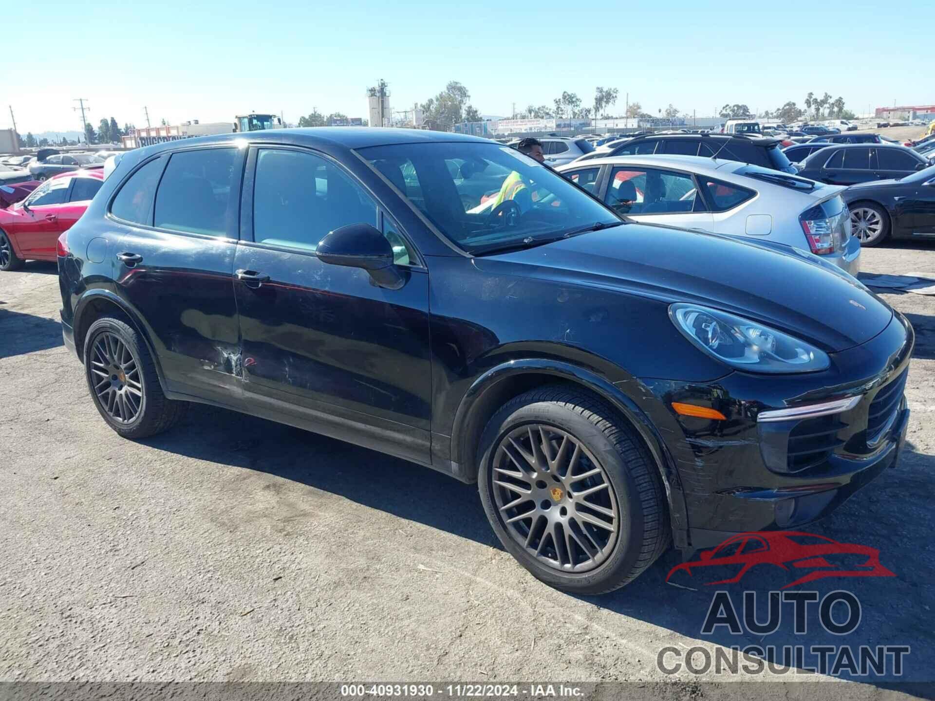 PORSCHE CAYENNE 2017 - WP1AA2A22HKA81336